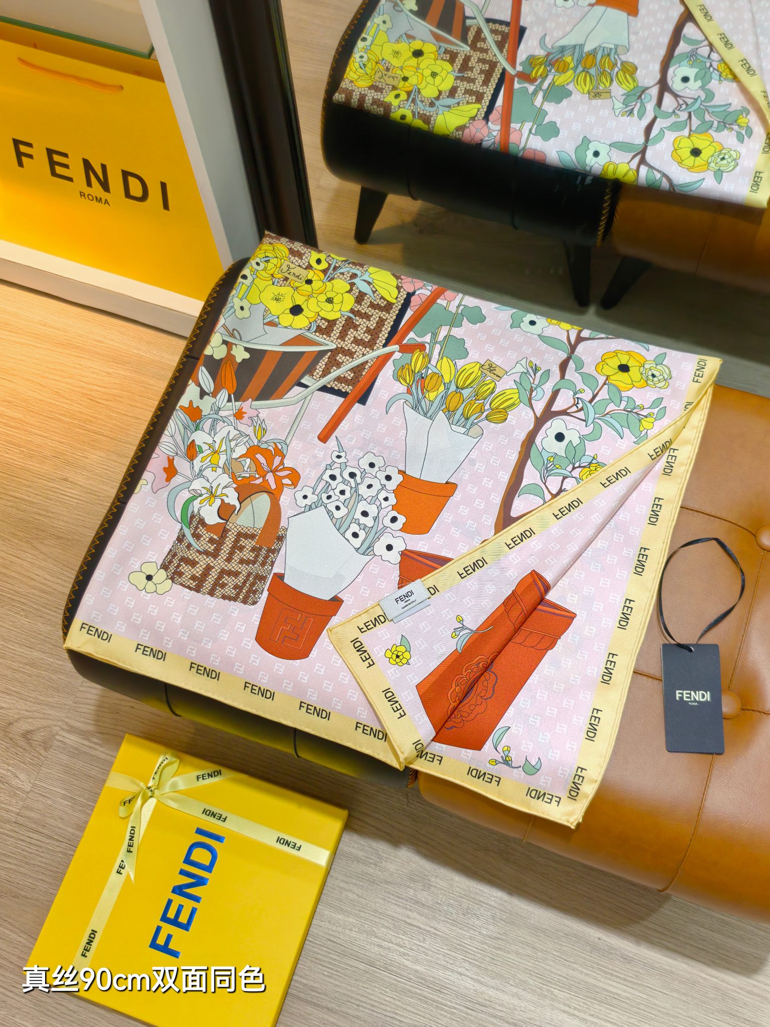 FENDI フェンディ 90cm正方形スカーフ 真丝双面同色 多色展開 - 画像 5