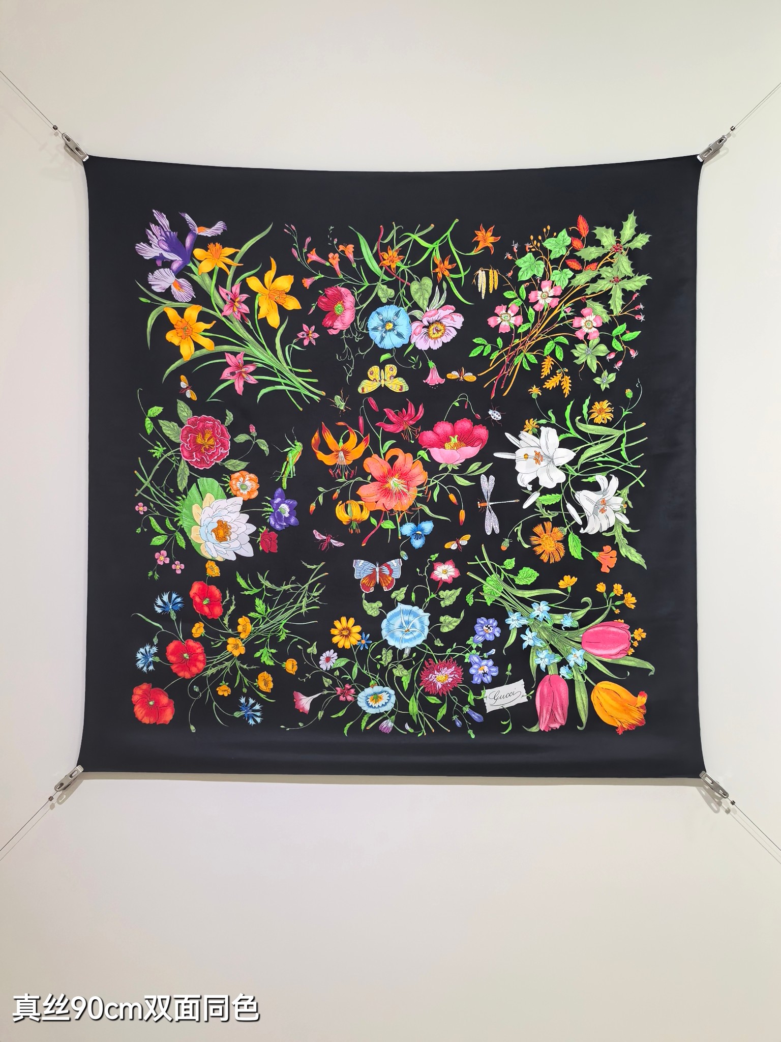 GUCCI グッチ 花柄 本絹 90cm スカーフ 双面同色 多色展開 - 画像 4