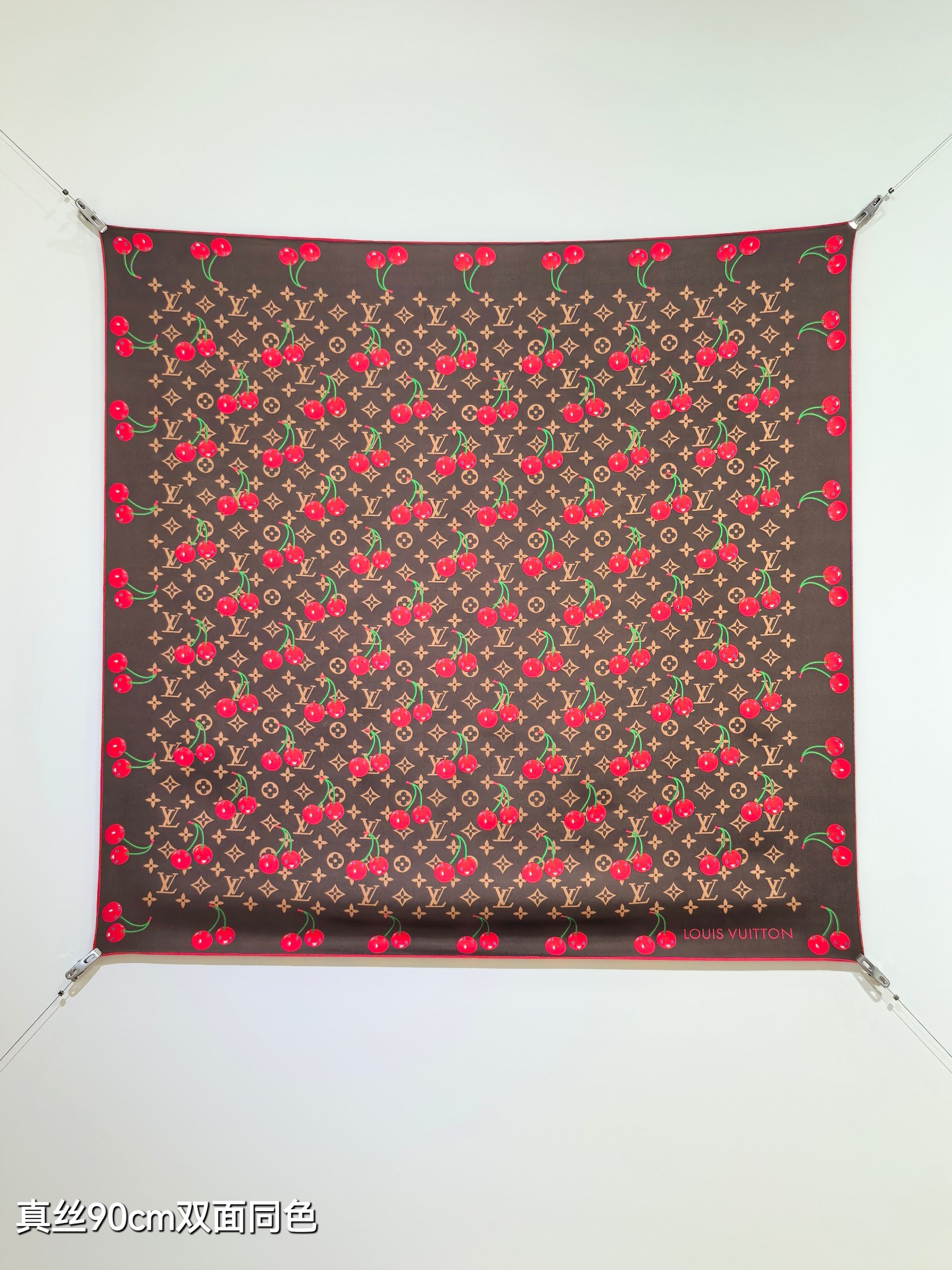 LOUIS VUITTON ルイヴィトン シルクスカーフ チェリー柄 真絲 90cm 多色展開 - 画像 7