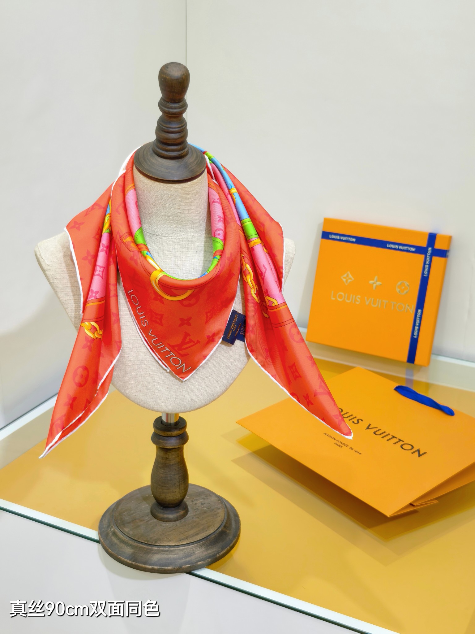 LOUIS VUITTON ルイヴィトン スカーフ 真丝90cm チェーン柄 多色展開 - 画像 3