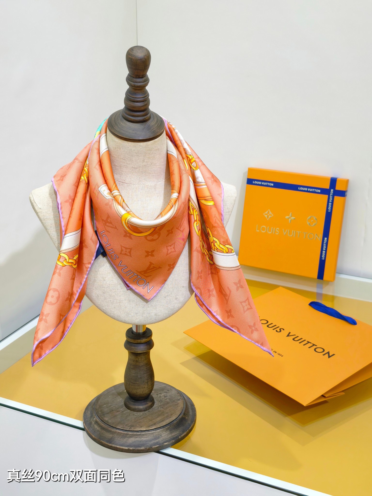 LOUIS VUITTON ルイヴィトン スカーフ 真丝90cm チェーン柄 多色展開 - 画像 6