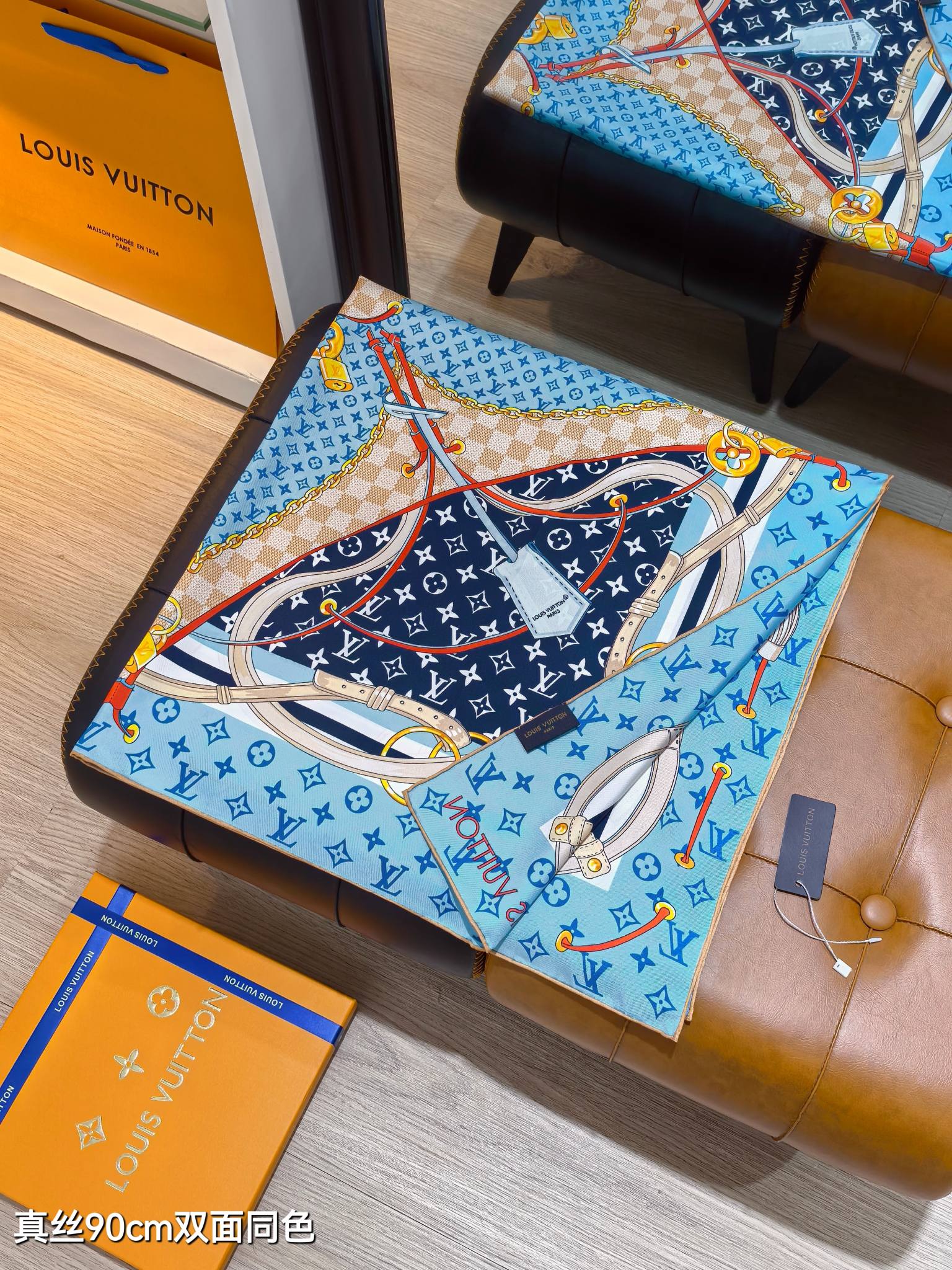 LOUIS VUITTON ルイヴィトン スカーフ 真絲90cm双面同色 多色展開 - 画像 2