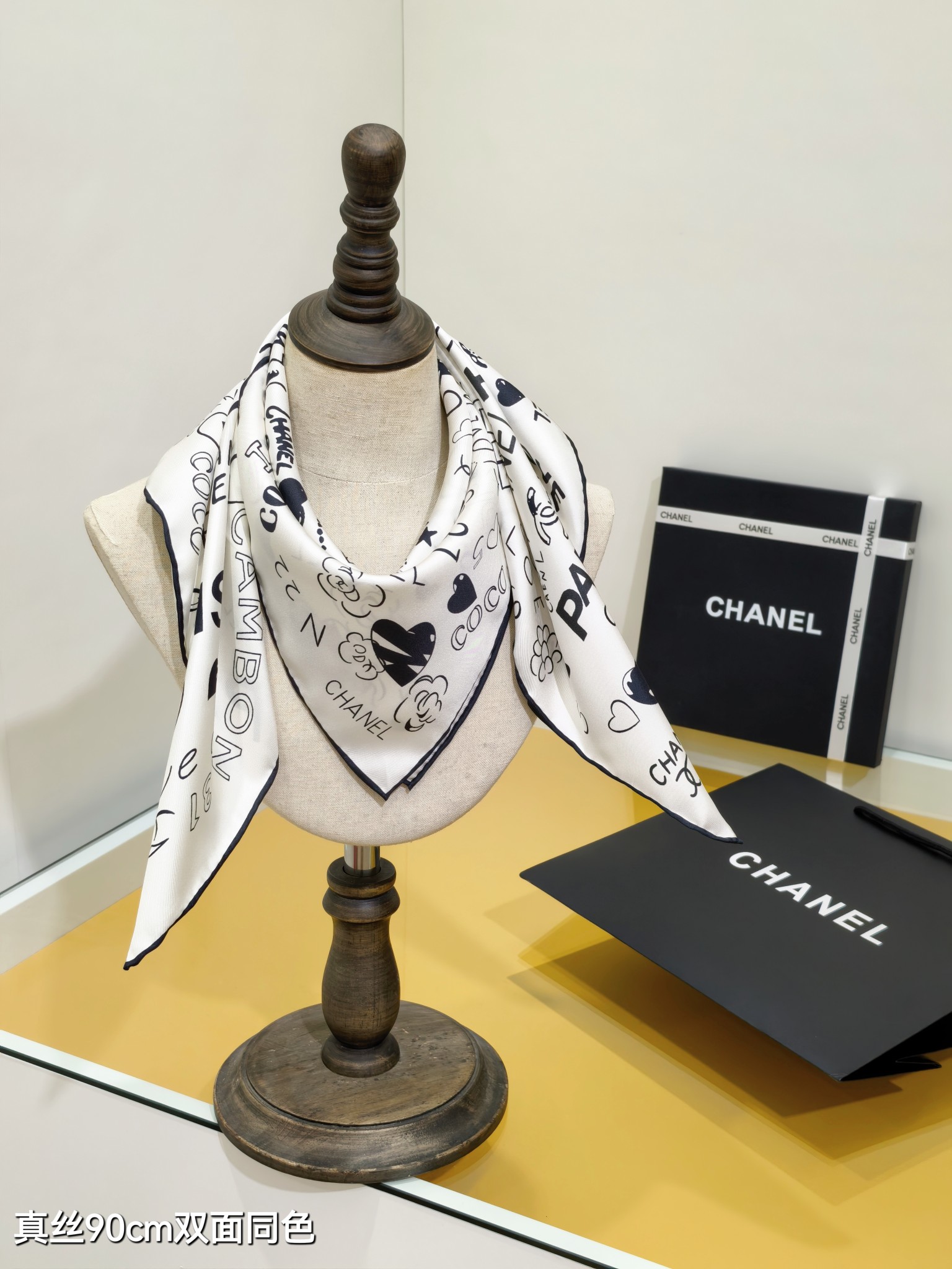 CHANELシャネルスカーフシルク90cm双面同色COCOPARISデザイン全2色 - 画像 4