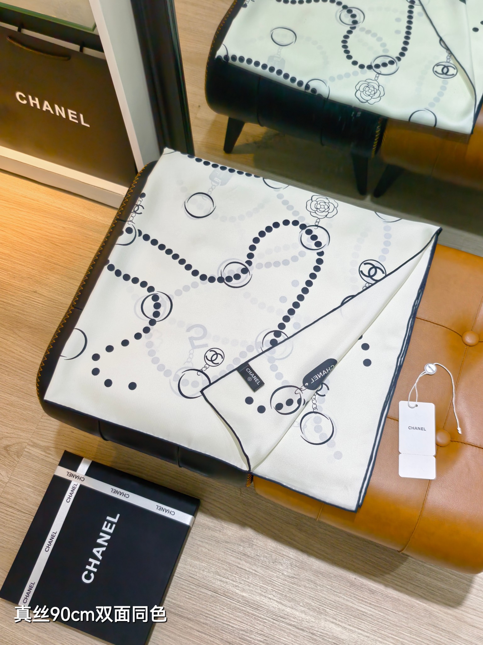 CHANELシャネルシルクスカーフ真絲90cm双面同色チェーン柄全2色 - 画像 4