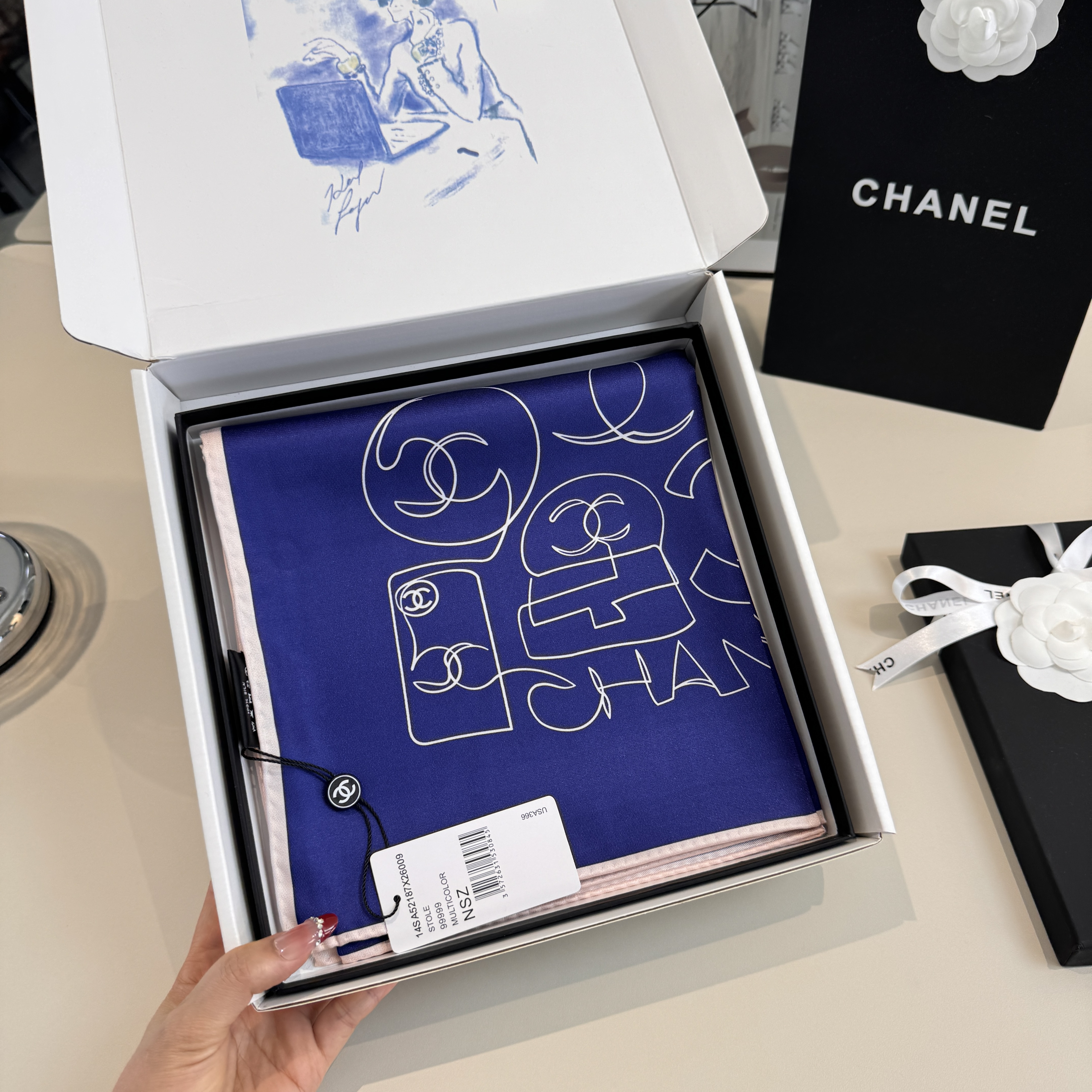 CHANEL シャネル スクエアスカーフ シルク 線描デザイン 通勤 多色展開 - 画像 5