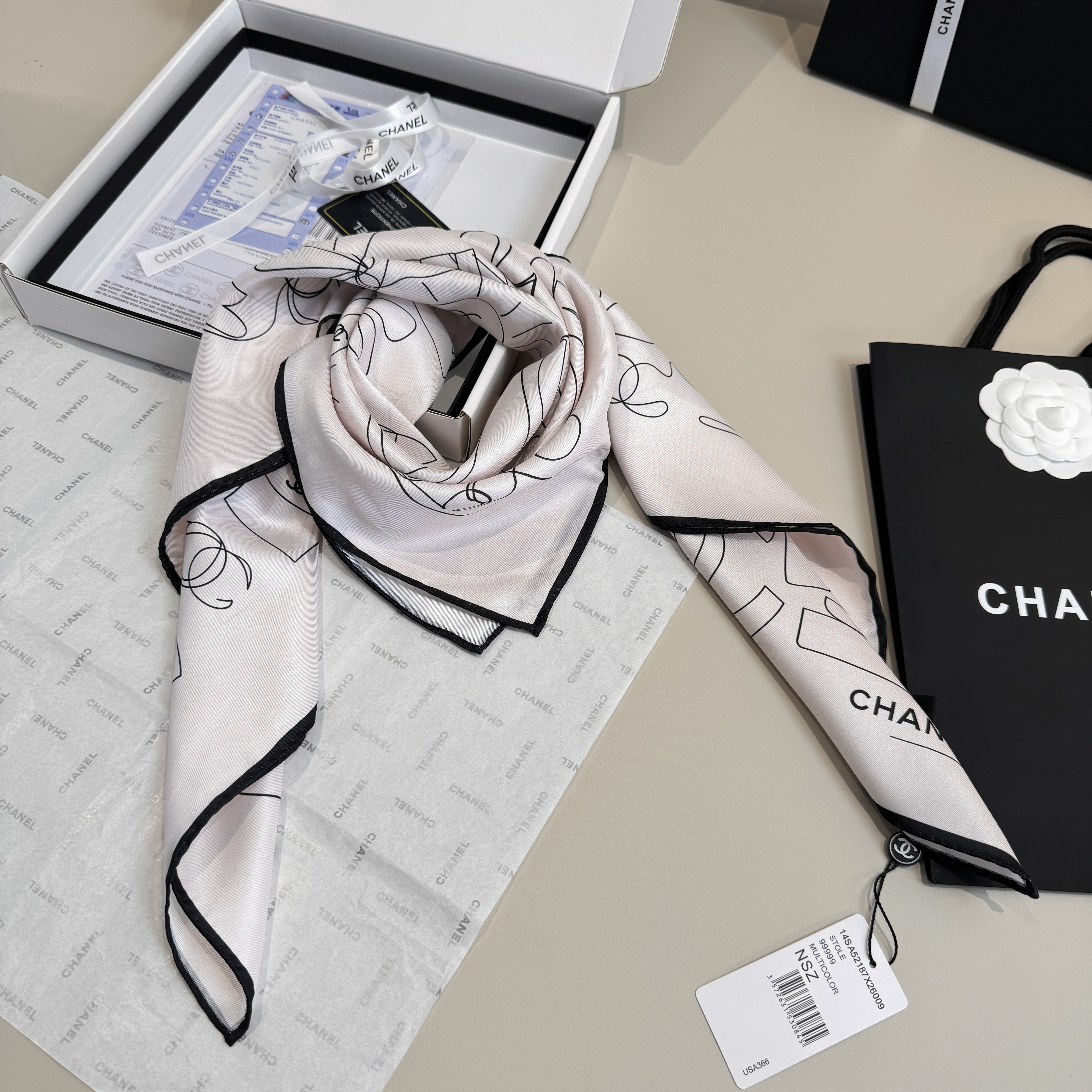 CHANEL シャネル スクエアスカーフ シルク 線描デザイン 通勤 多色展開 - 画像 7