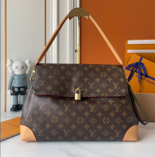 Louis Vuitton　ルイヴィトン　ハイドアウェイMM　バッグ　トートバッグ　レディース　モノグラム