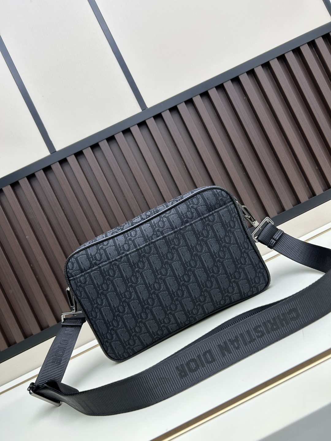 Diorディオール SAFARI メッセンジャーバッグ Dオブリーク モノグラムキャンバス 上品なショルダーバッグ レディース人気モデル 長く愛用できる定番デザイン - 画像 2