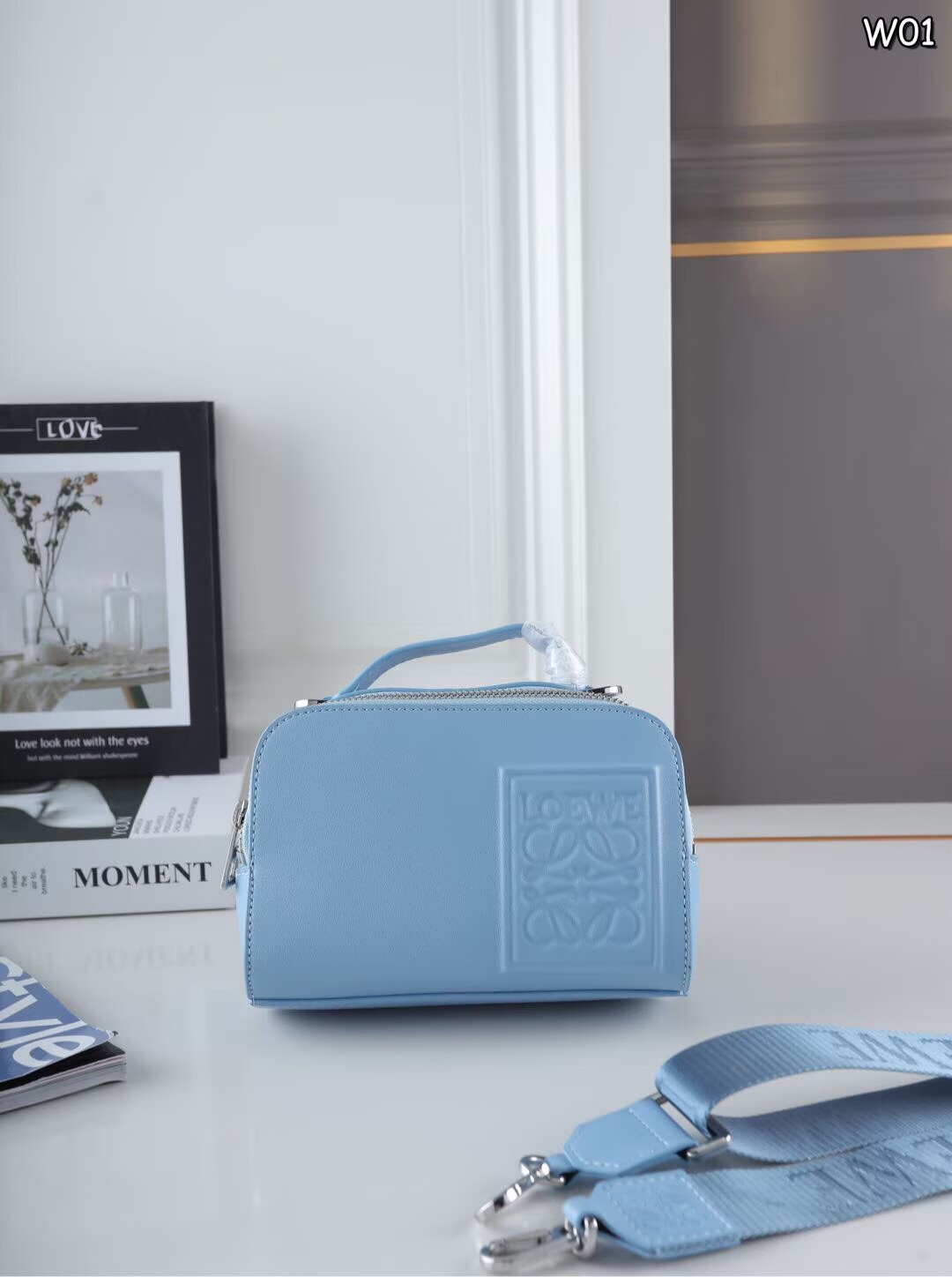 LOEWE ロエベ ミニ カメラ クロスボディ ショルダーバッグ MINI CAMERA CROSSBODY レディース メンズ カバン  5色 - 画像 3