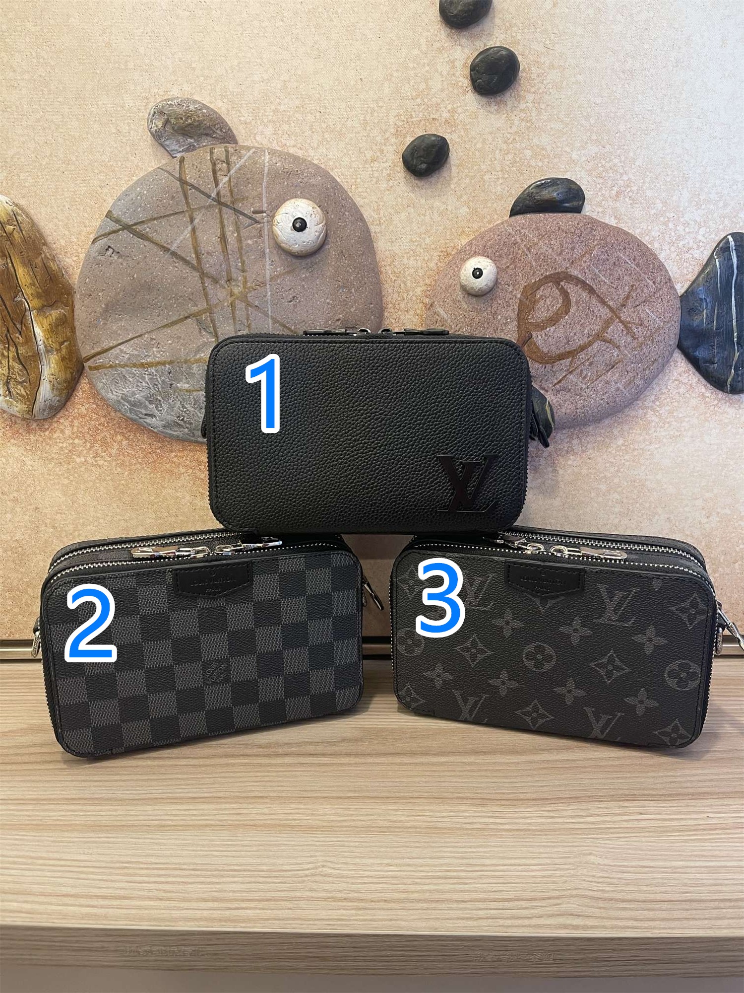 【イケメンズ】LouisVuitton アルファ・ウエアラブル ウォレット アルファ・ウェアラブル ウォレット LV Aerogram｜ルイ