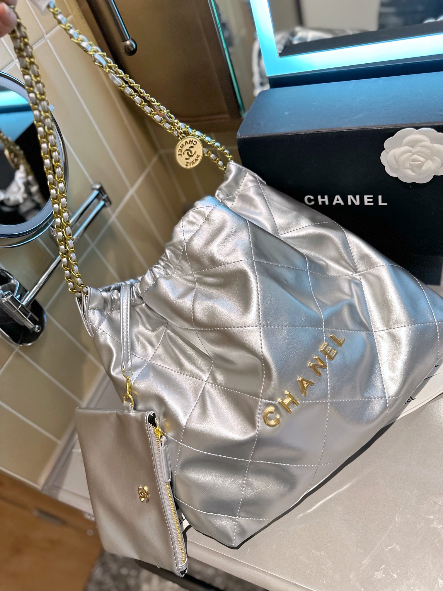 【使い勝手抜群♡シンプル】CHANEL スモールトートバッグ yukishop【激安コピー通販】 / シャネル CHANEL22 スモール