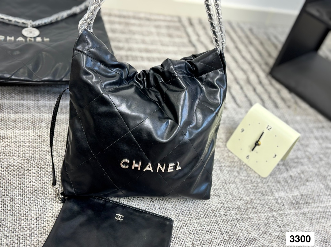 【使い勝手抜群♡シンプル】CHANEL スモールトートバッグ yukishop【激安コピー通販】 / シャネル CHANEL22 スモール