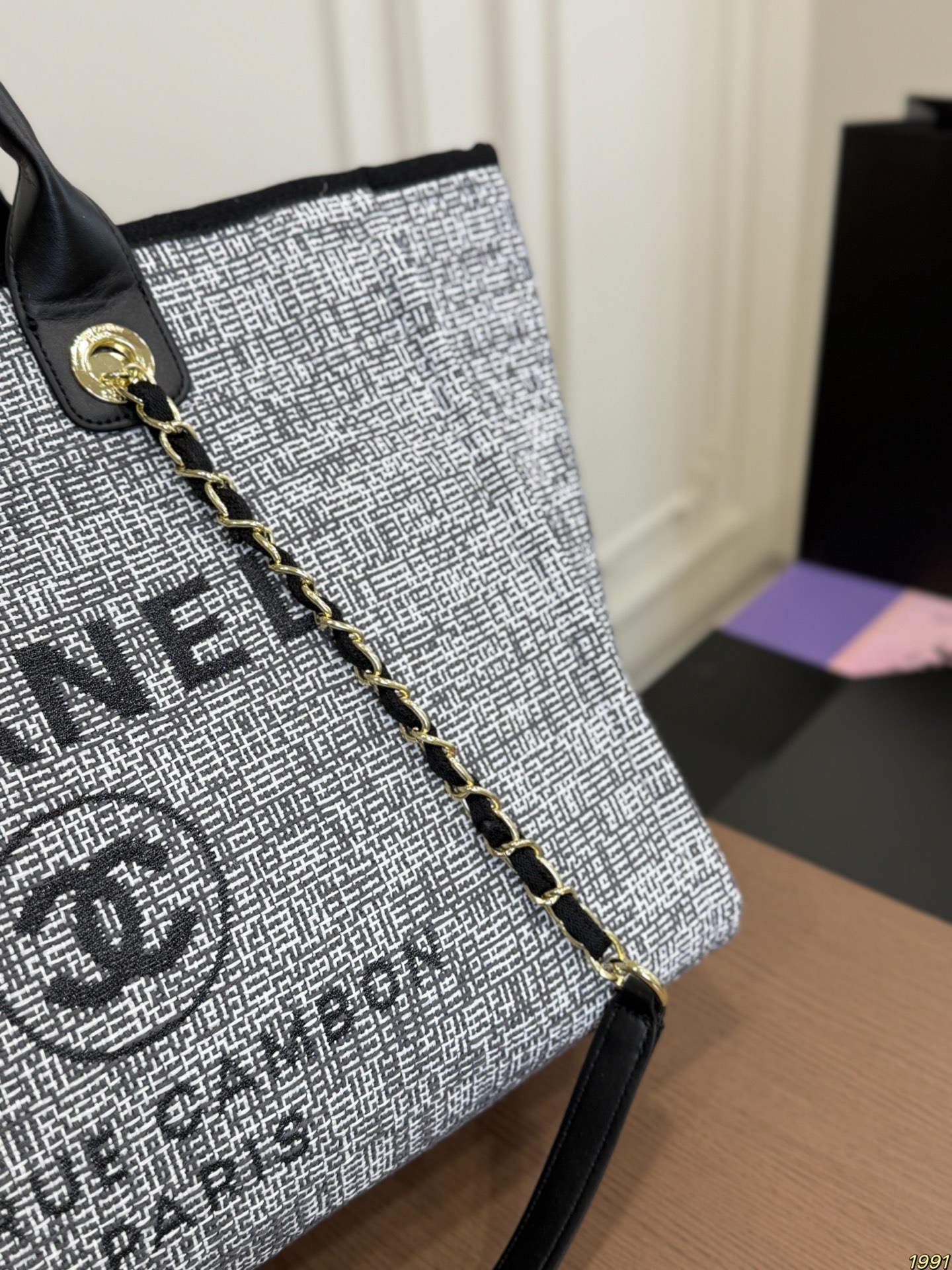 シャネル　CHANEL　ドーヴィルショッピングトートバッグ　チェンートートバッグ　レディース　大容量！バッグ　5色 - 画像 10
