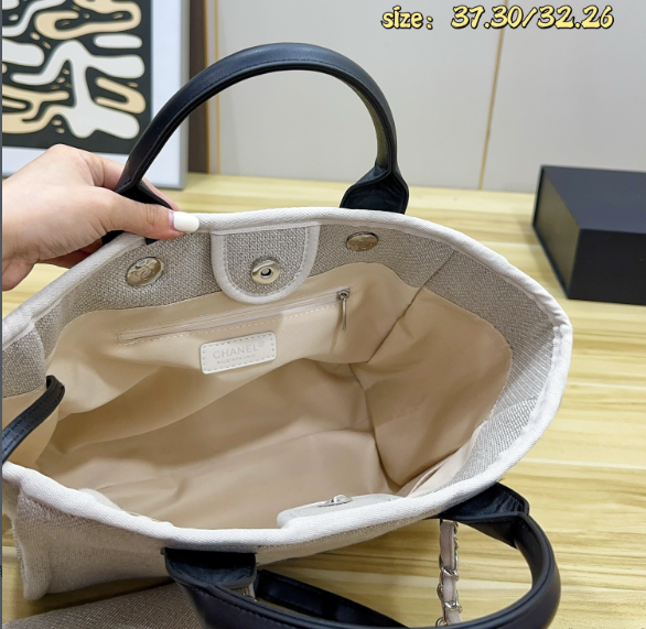 シャネル　CHANEL　ラージ ショッピング バッグ　ドーヴィル　チェンートートバッグ　レディース　大容量！バッグ　2色 - 画像 11