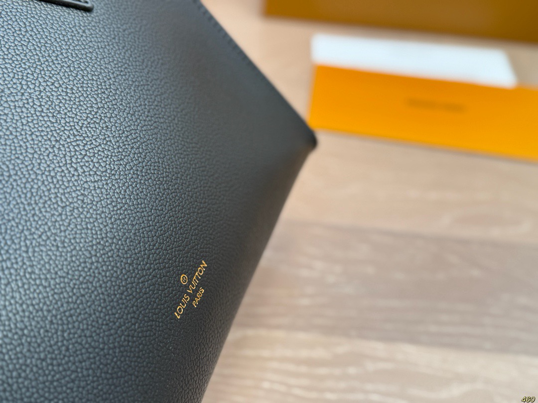ルイヴィトン ハンドバッグ　レディース　ショルダーバッグ 　ルイヴィトン　LOUIS VUITTON　On My Side　オンマイサイド　4色 - 画像 11
