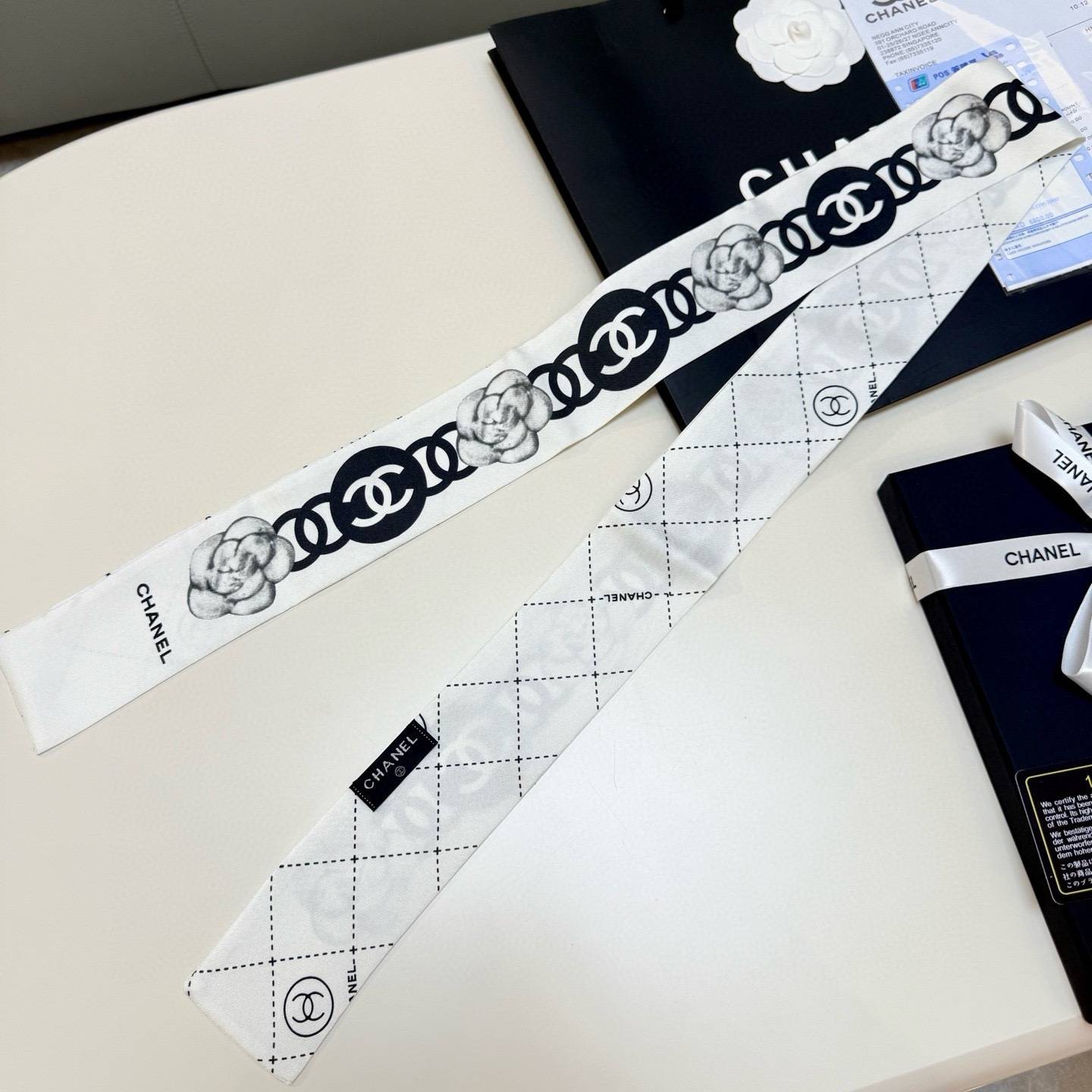 CHANEL シャネル ロゴ柄 ネックタイスカーフ 四葉草 アルファベット柄 2色 - 画像 14