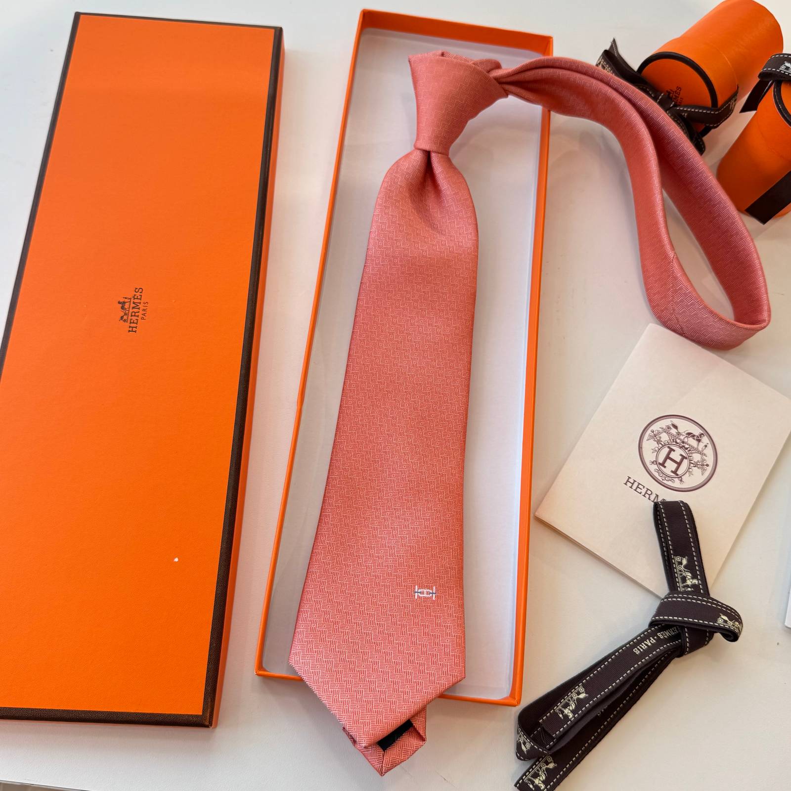HERMES エルメス ネクタイ シルク Hロゴ 細柄 多色展開