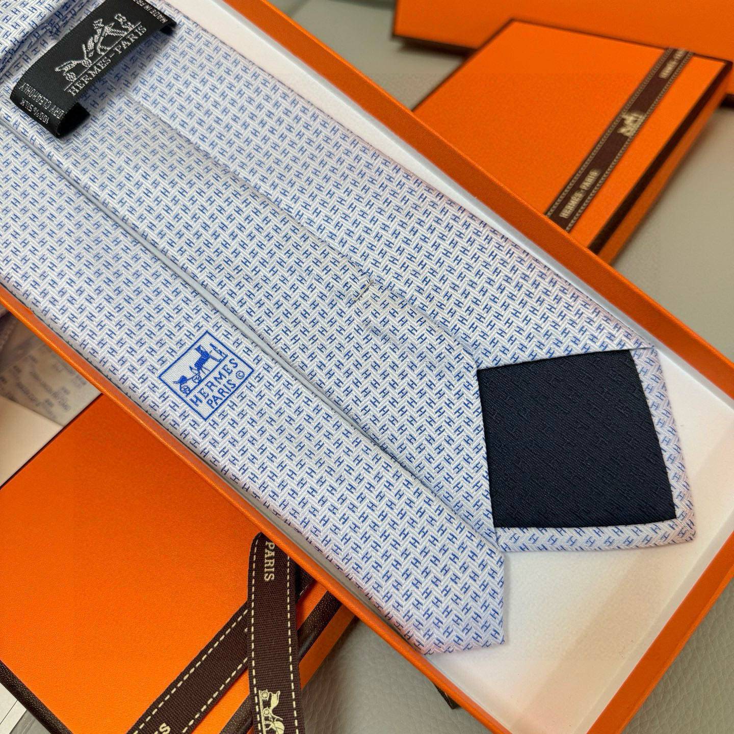 HERMES エルメス ネクタイ Hマーク柄 シルク 濃紺 - 画像 15