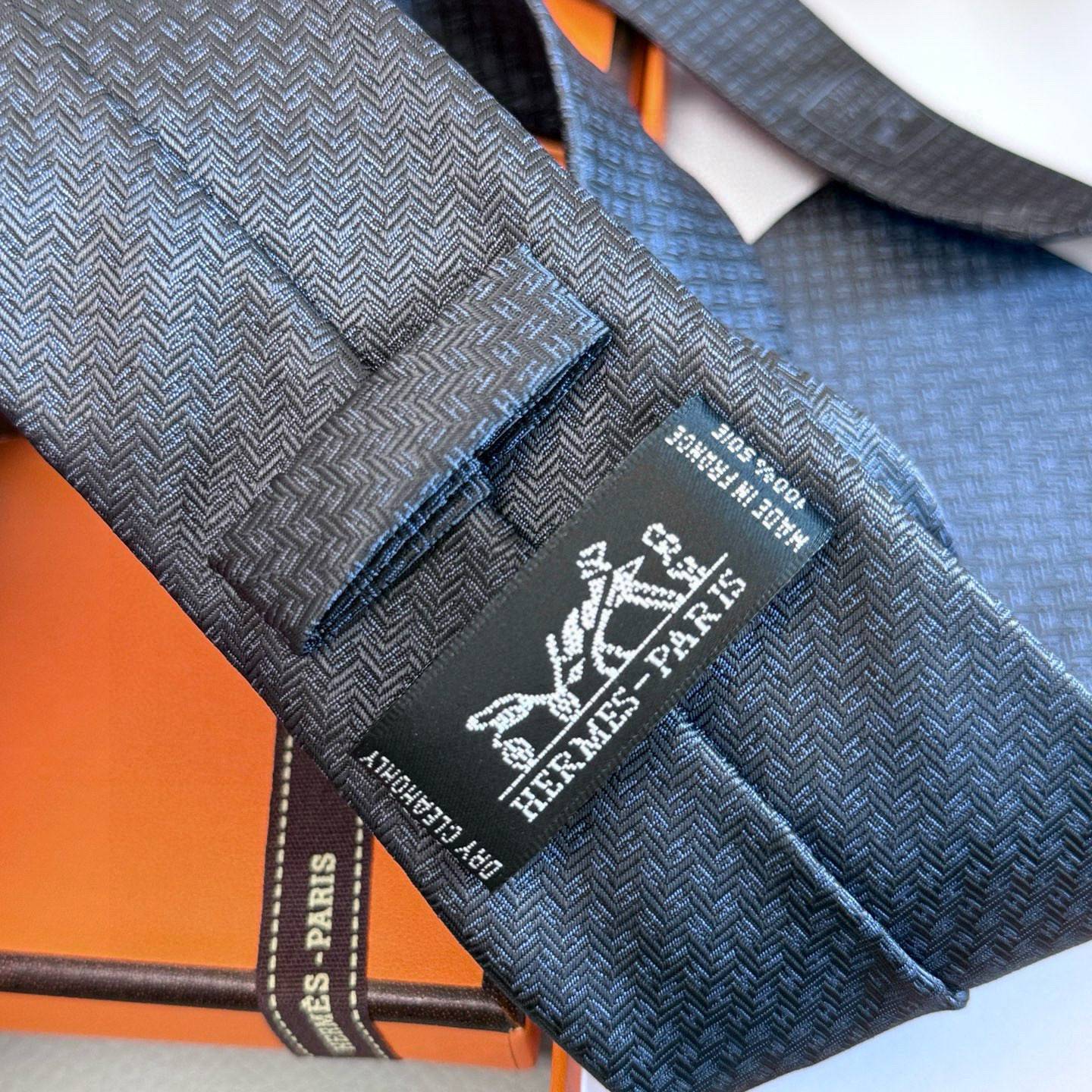 HERMES ネクタイ 100シルク H柄 ネイビー - 画像 3