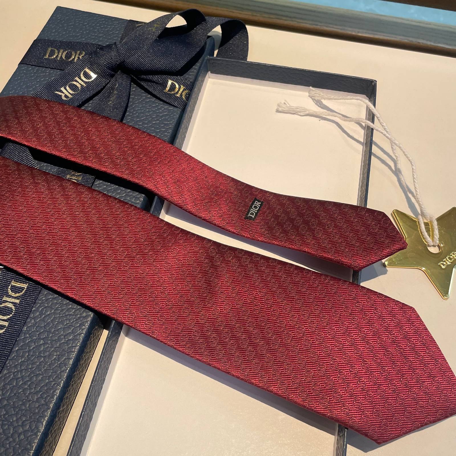 DIOR ディオール ファッションネクタイ レッド