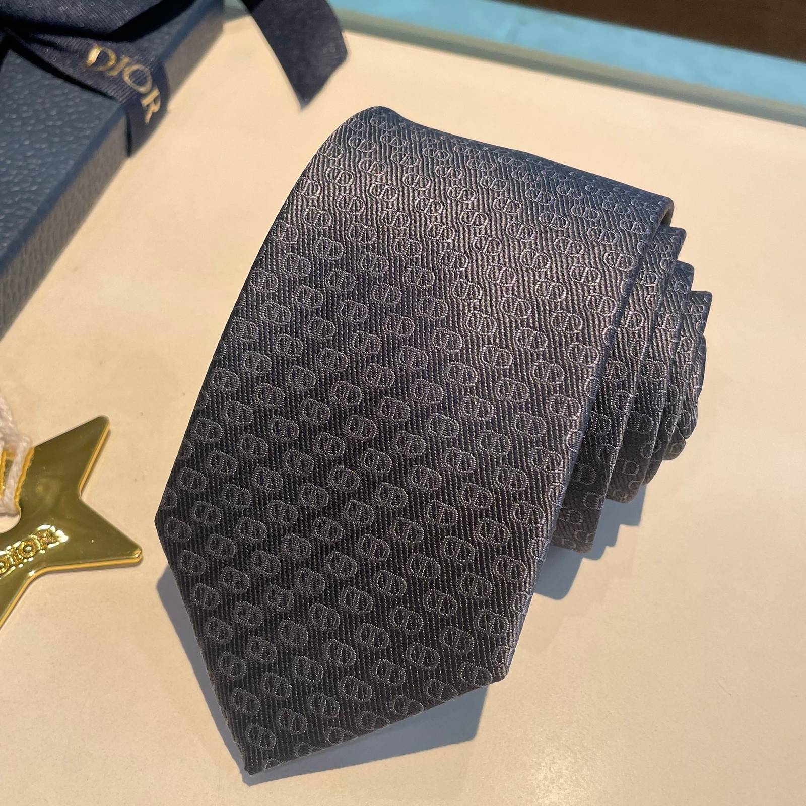 DIOR ディオール ネクタイ シルク CD オーバーレイ ネイビー - 画像 3