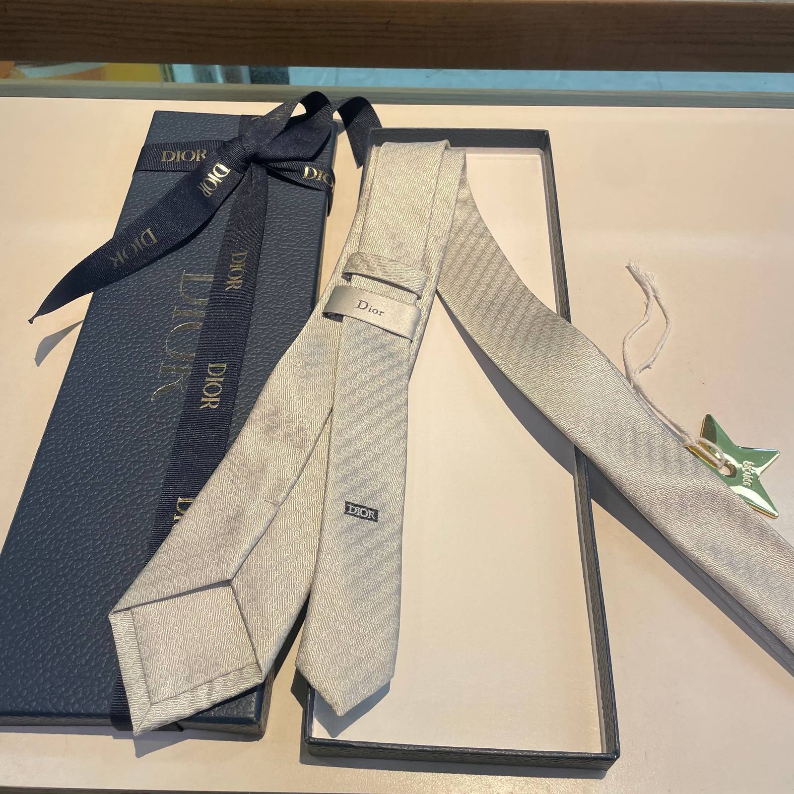 DIOR ディオール ネクタイ シルク CD オーバーレイ ネイビー - 画像 6