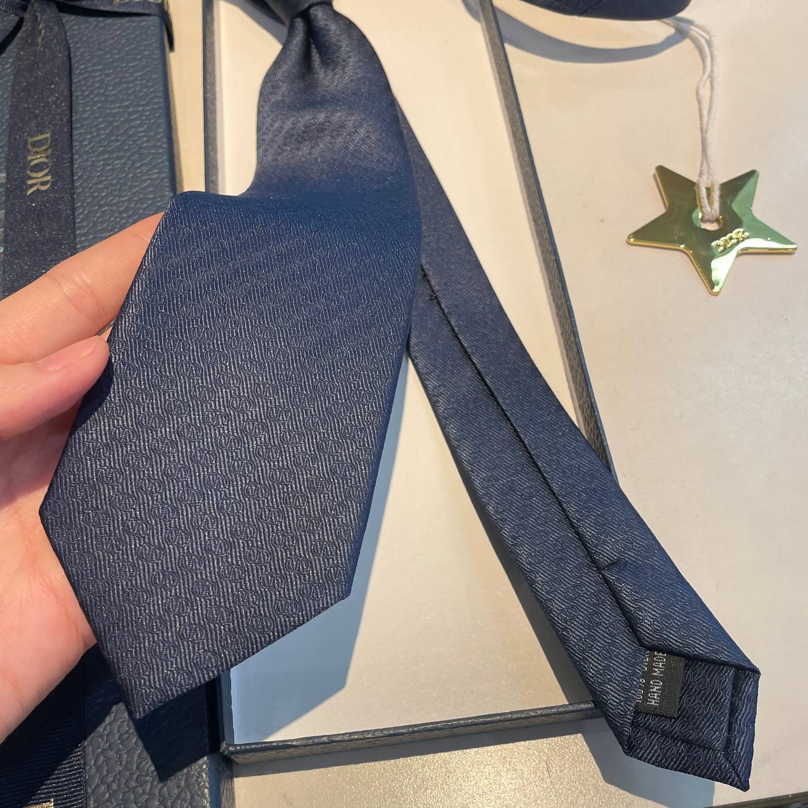 DIOR ディオール シルク調ネクタイ パッチワーク柄 ブルー - 画像 4