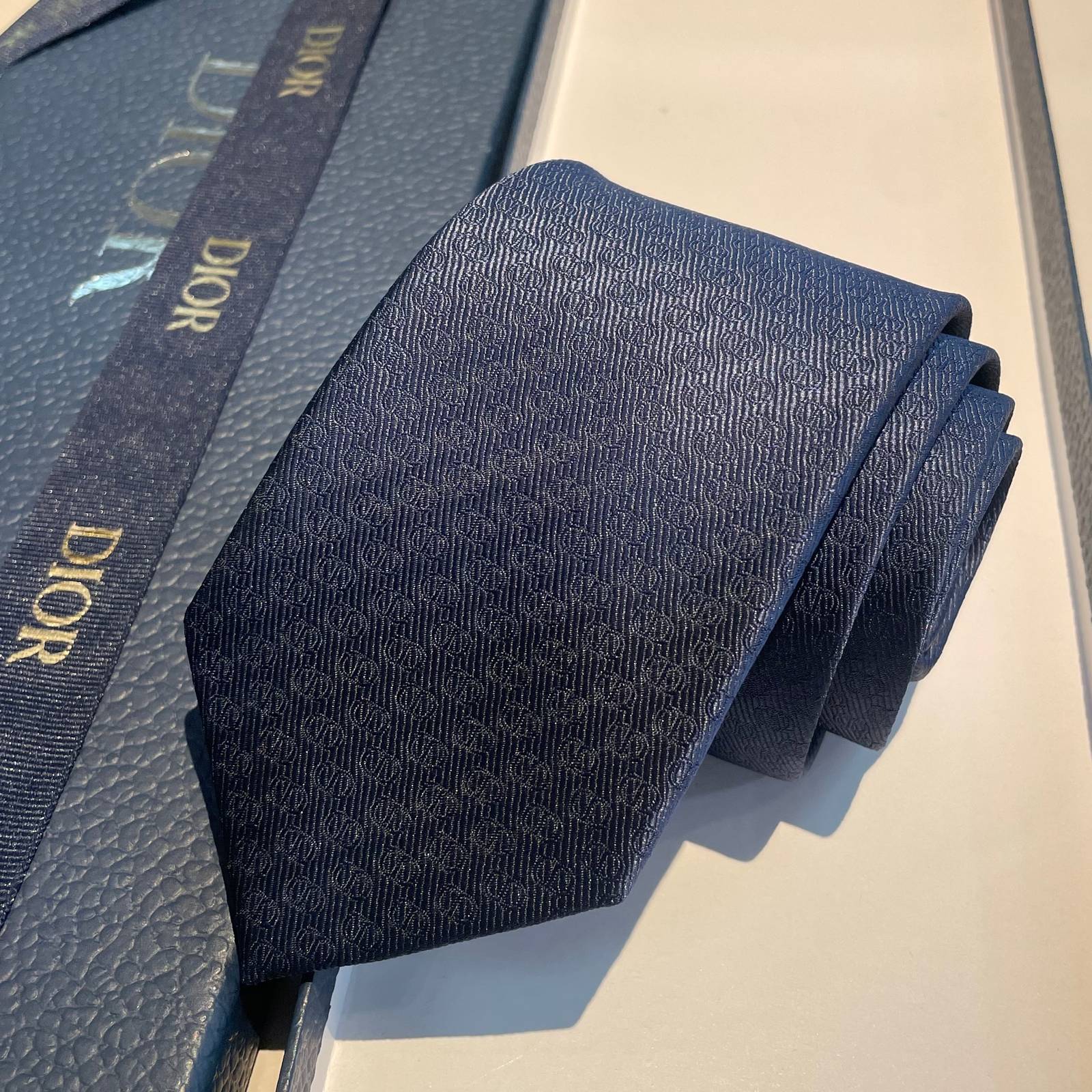 DIOR ディオール シルク調ネクタイ パッチワーク柄 ブルー - 画像 6