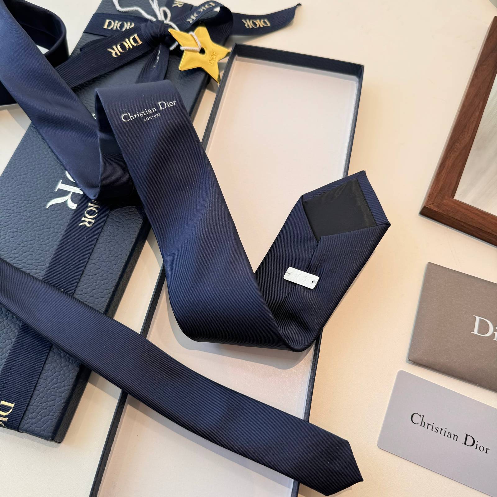 DIOR ディオール シルク調ネクタイ パッチワーク柄 ブルー - 画像 17