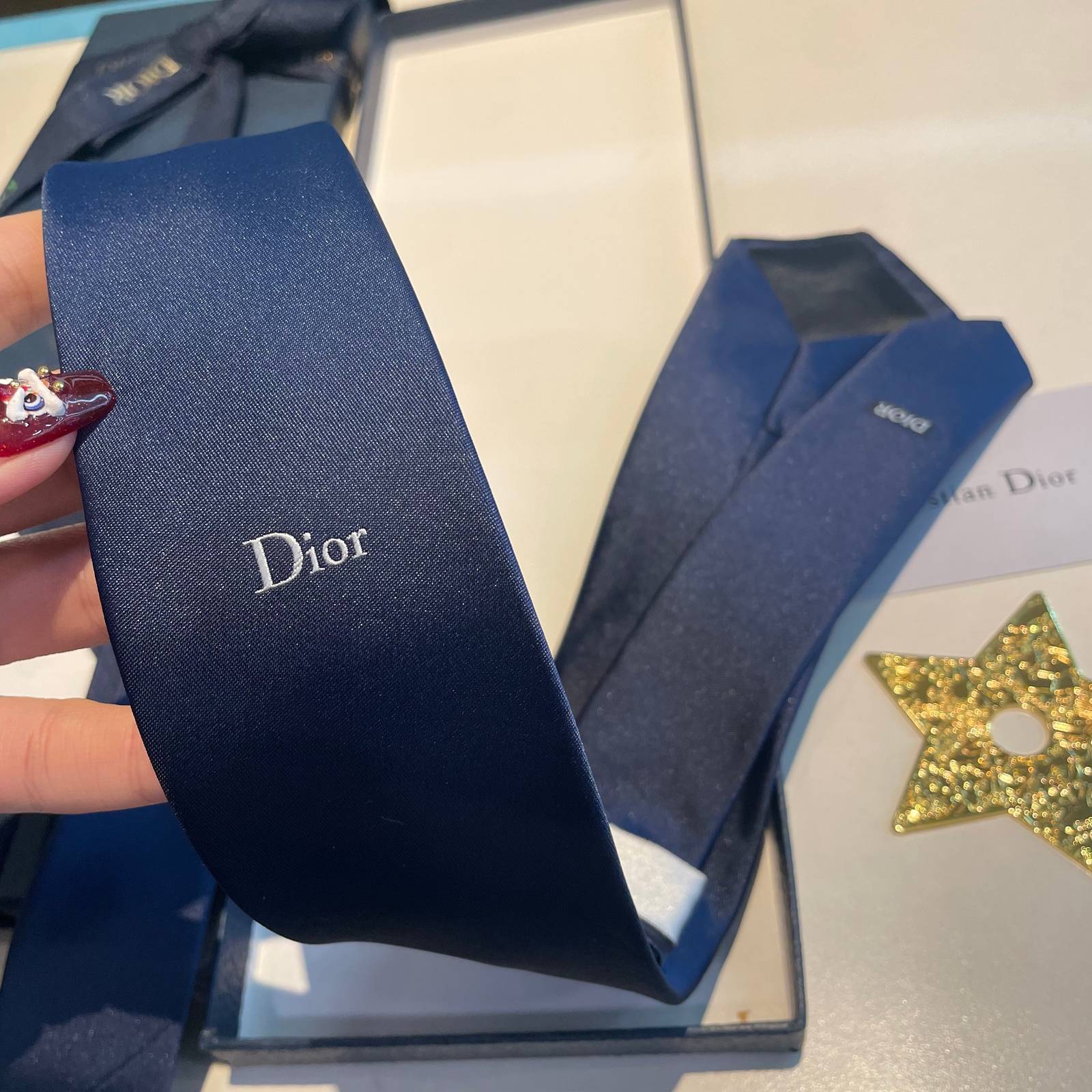 Christian Dior クリスチャン ディオール ネクタイ シルク調 刺繍 2色展開 - 画像 6