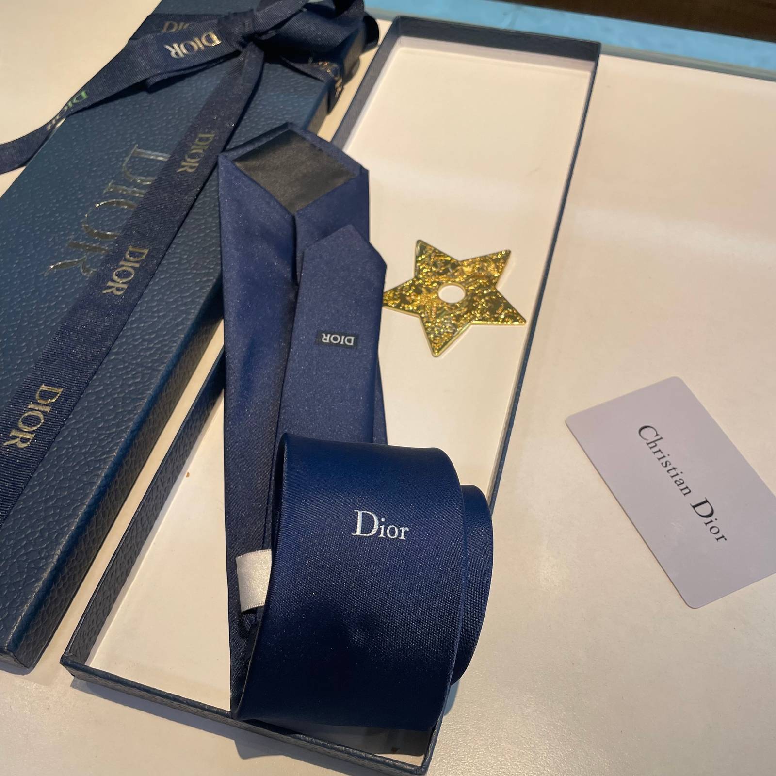 Christian Dior クリスチャン ディオール ネクタイ シルク調 刺繍 2色展開 - 画像 8