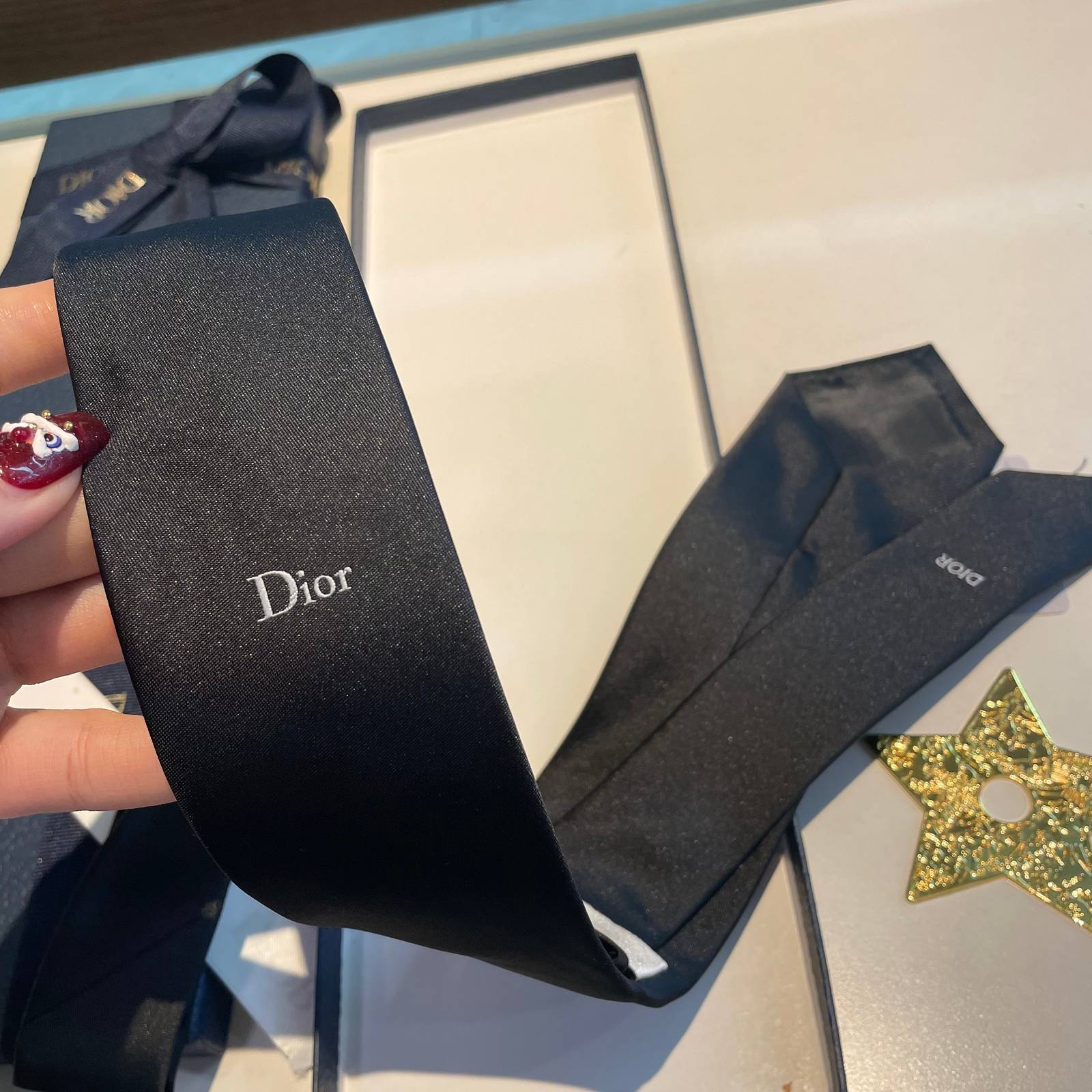 Dior ディオール ネクタイ シルク調 裏ロゴ ブラック - 画像 4
