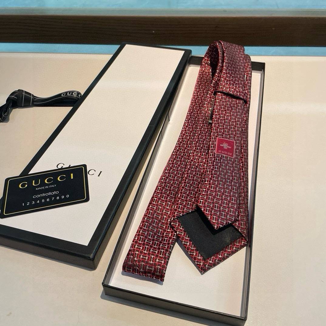 GUCCI グッチ ネクタイ パッチワーク柄 レッド - 画像 2
