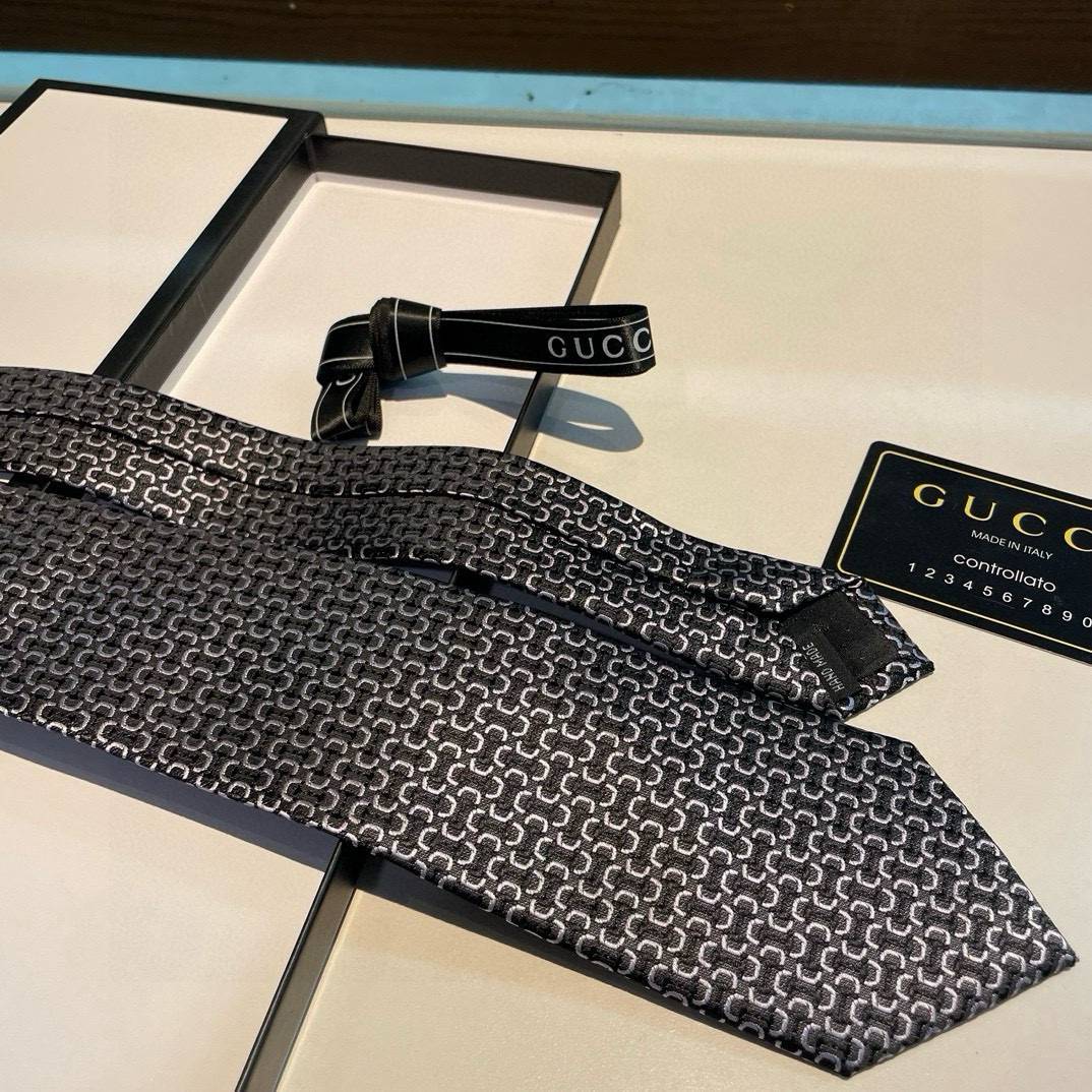 GUCCI グッチ ネクタイ パッチワーク柄 レッド - 画像 11