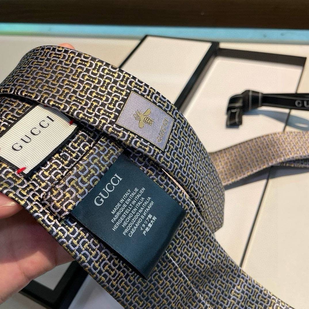 GUCCI グッチ GG 柄 シルク ネクタイ ネイビー レザー製ネクタイピン付 - 画像 10