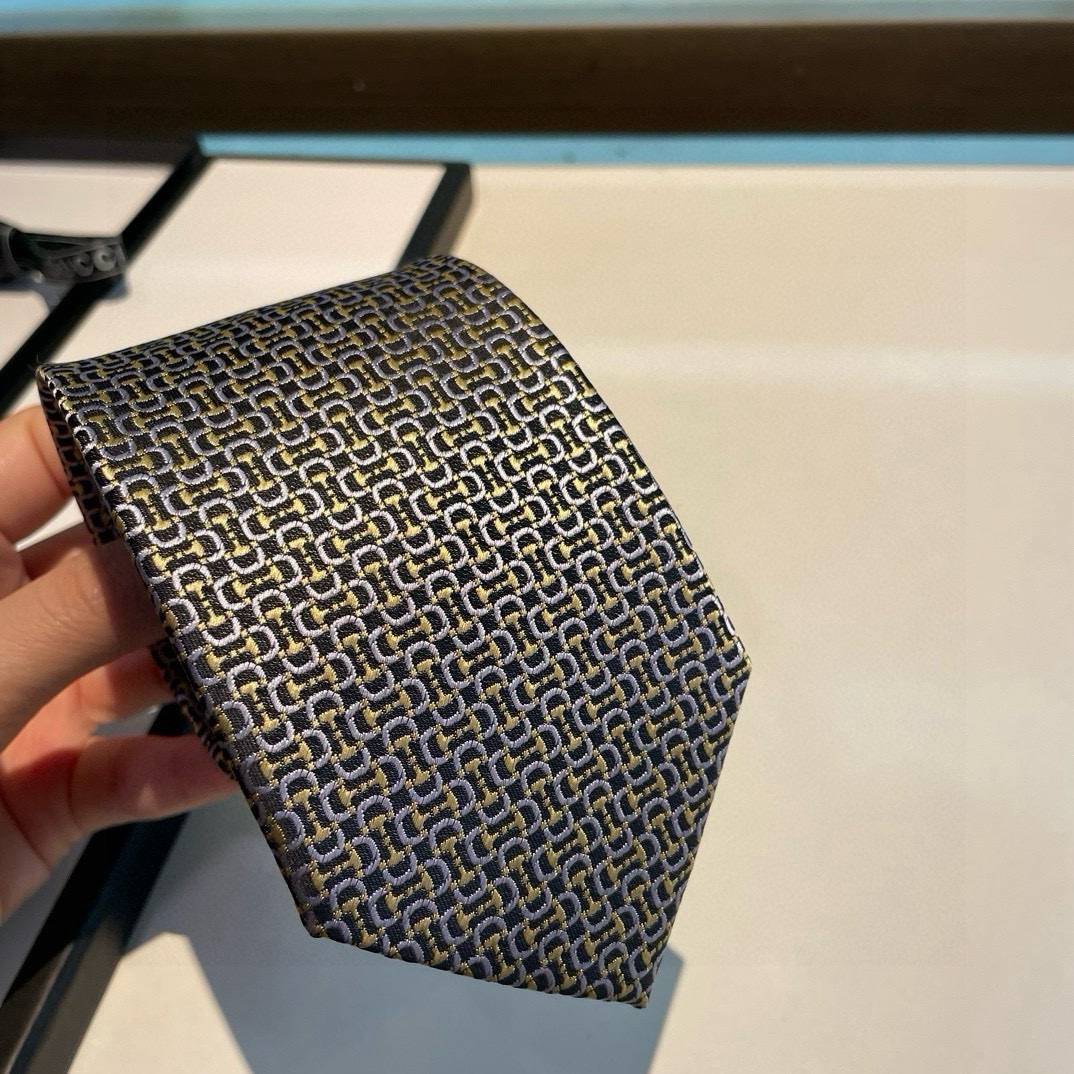 GUCCI グッチ GG 柄 シルク ネクタイ ネイビー レザー製ネクタイピン付 - 画像 11