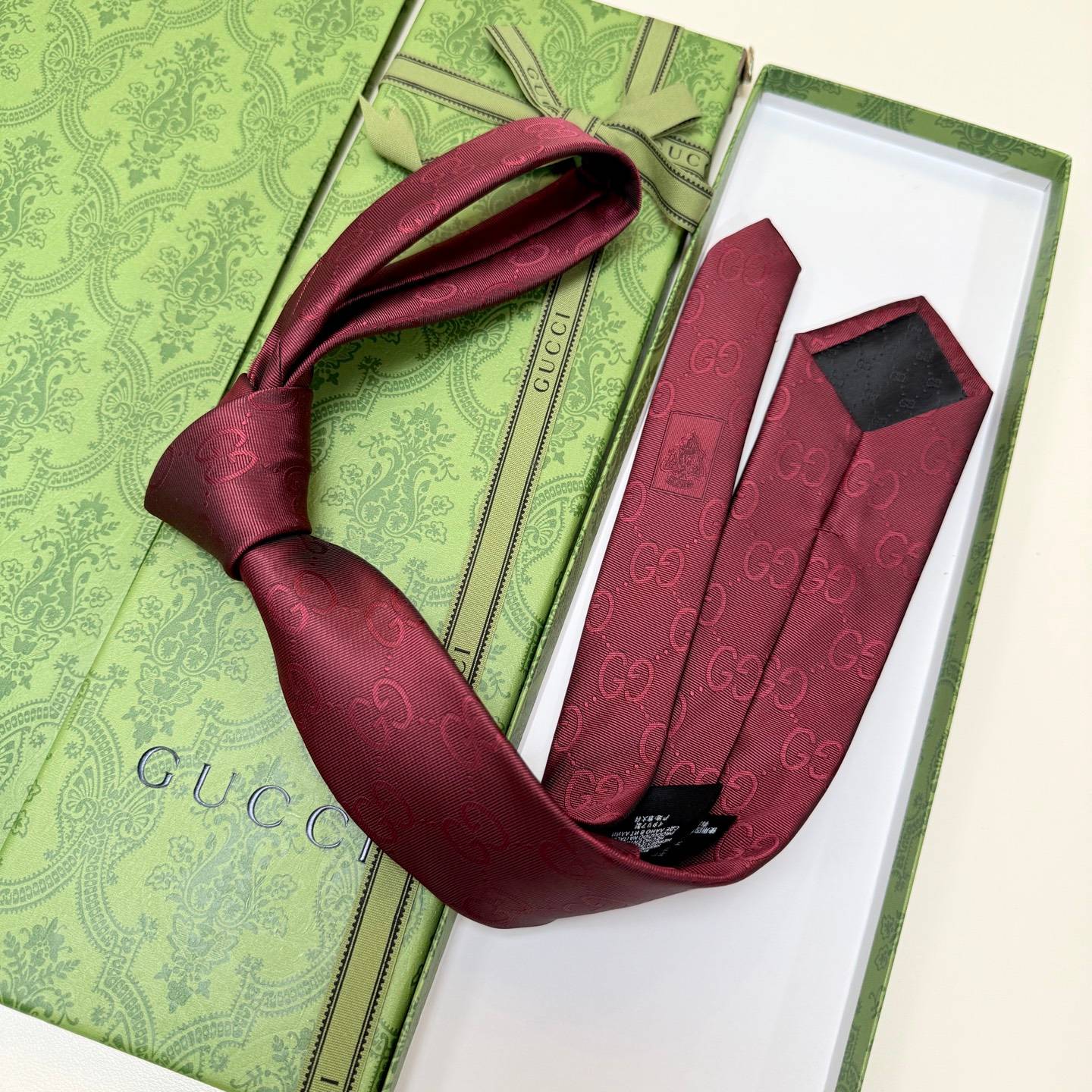 GUCCI グッチ ネクタイ GG モノグラム柄 ワインレッド - 画像 3
