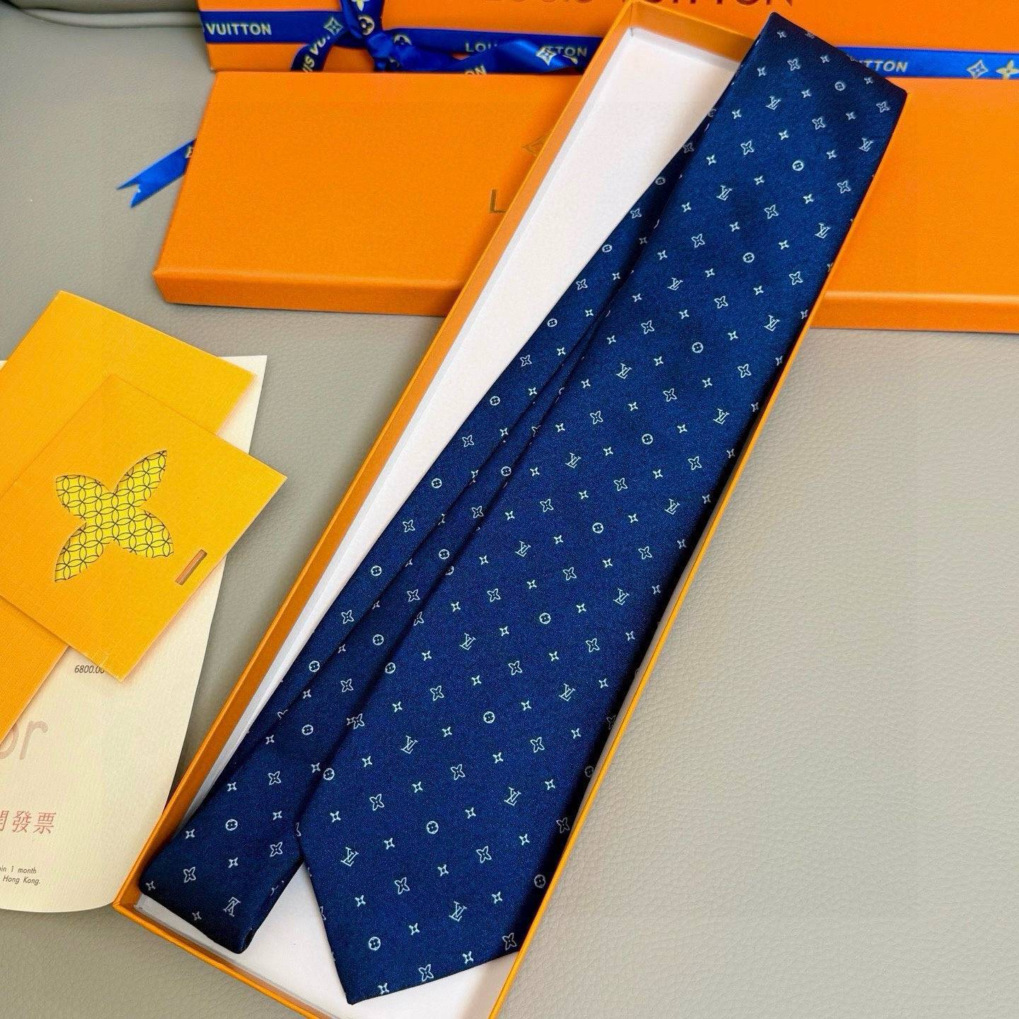 LOUIS VUITTON ルイヴィトン ネクタイ シルバー モノグラム柄 - 画像 5