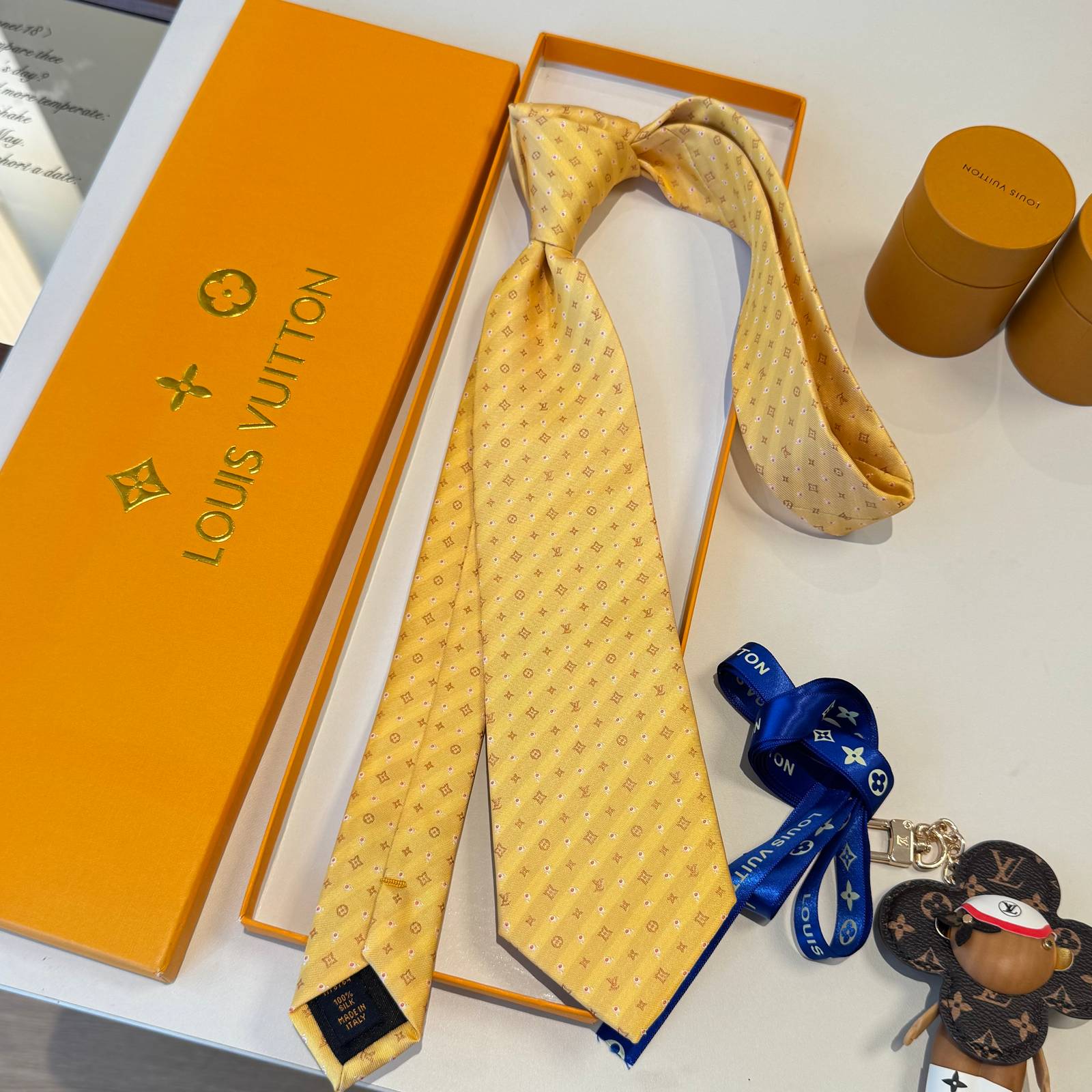 LOUIS VUITTON ルイヴィトン ネクタイ シルク調 モノグラム イエロー - 画像 4