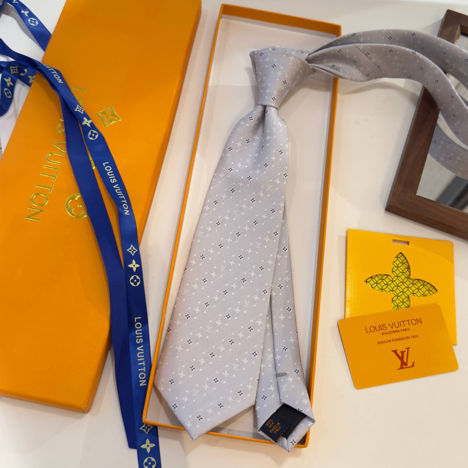 LOUIS VUITTON ルイヴィトン ネクタイ モノグラム柄 ライトブルー - 画像 9