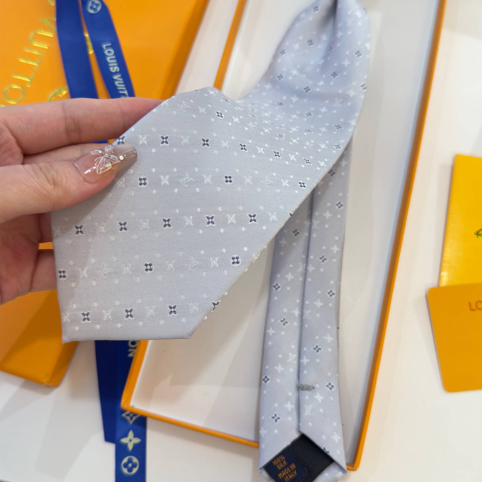 LOUIS VUITTON ルイヴィトン ネクタイ モノグラム柄 ライトブルー - 画像 10