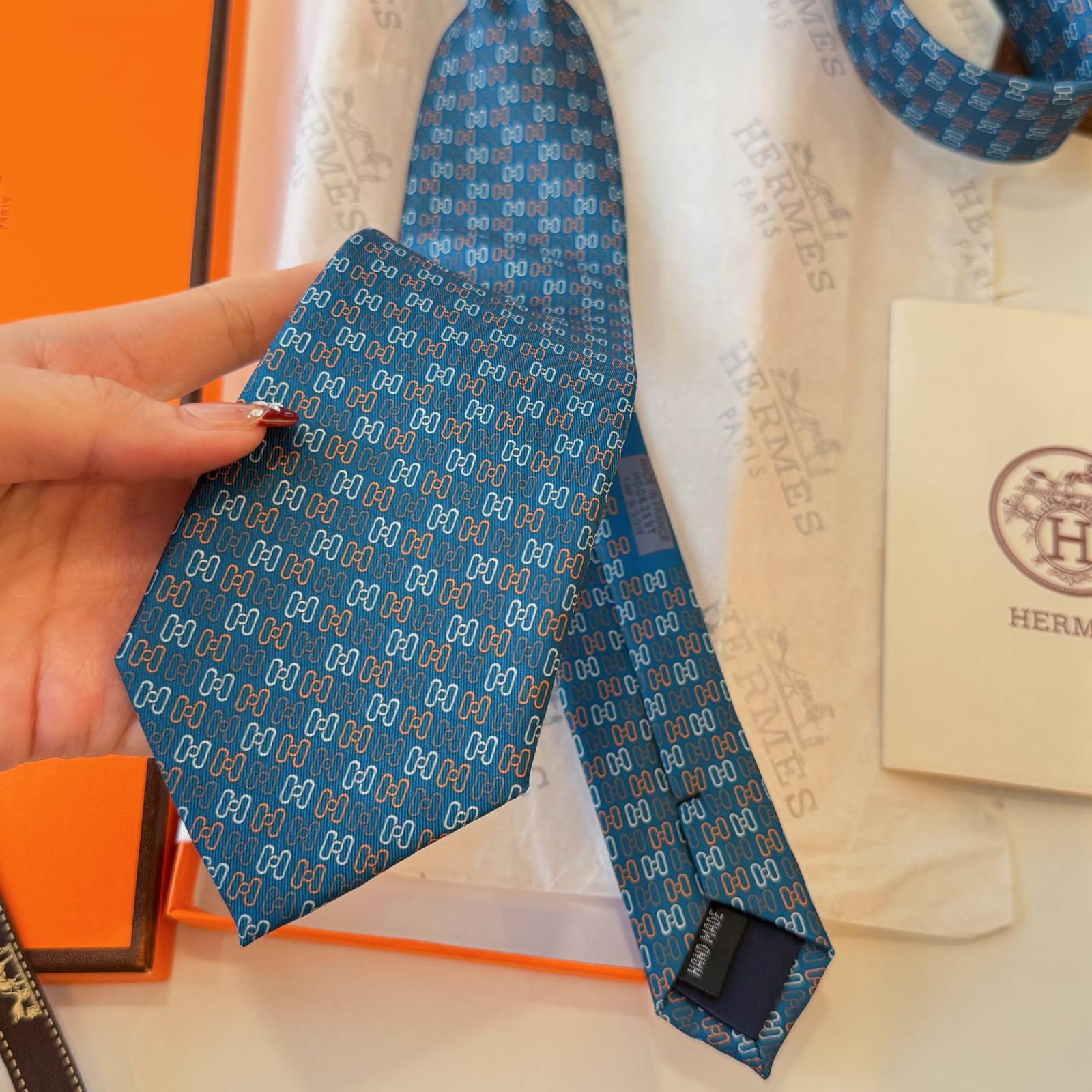 HERMES アニマル柄 ドレスシャツ ネクタイ レッド - 画像 14