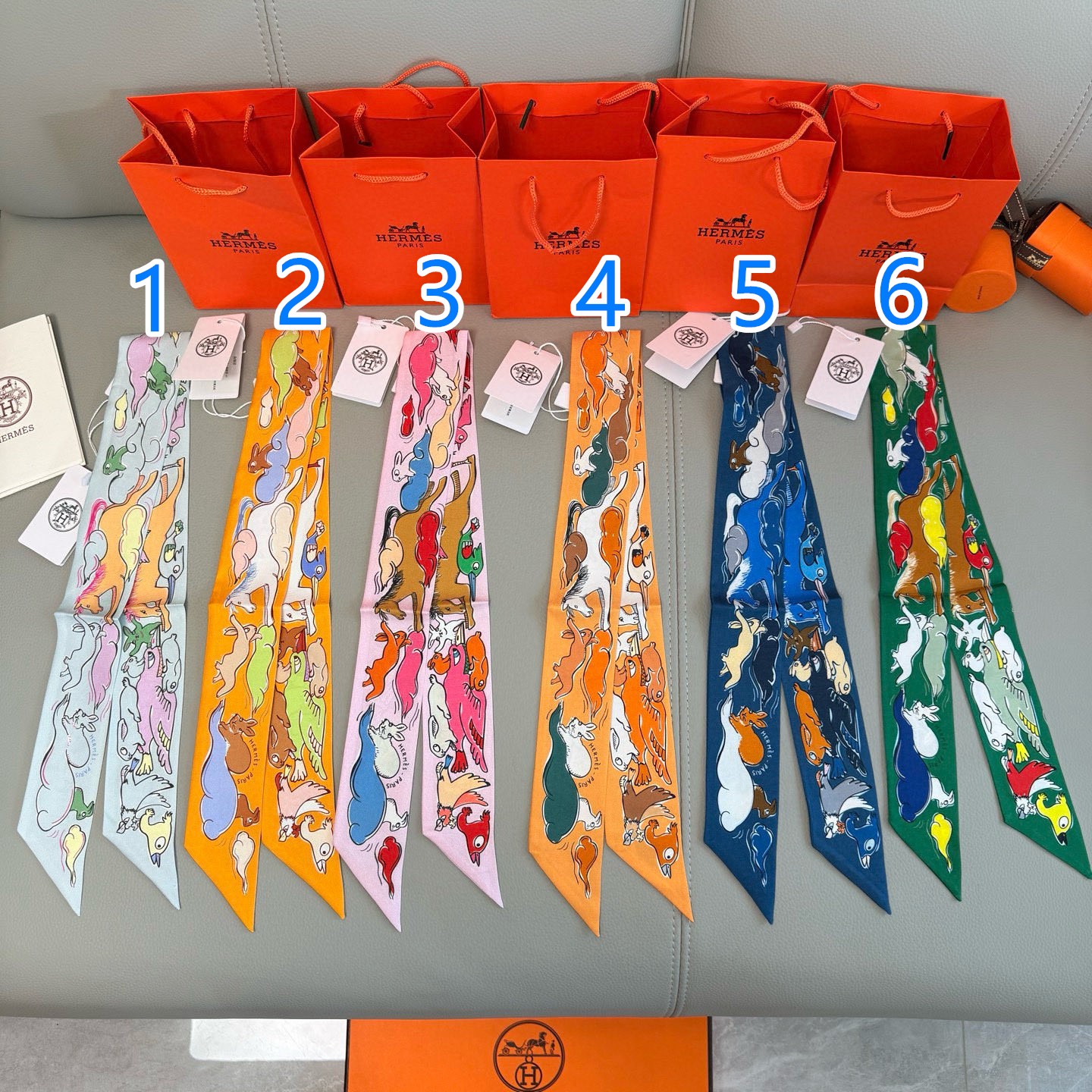 HERMES　エルメス　トゥイリー　ツイリー　千と一のウサギ　レディーススカーフ　バッグスカーフ　MILLE ET UN LAPINS