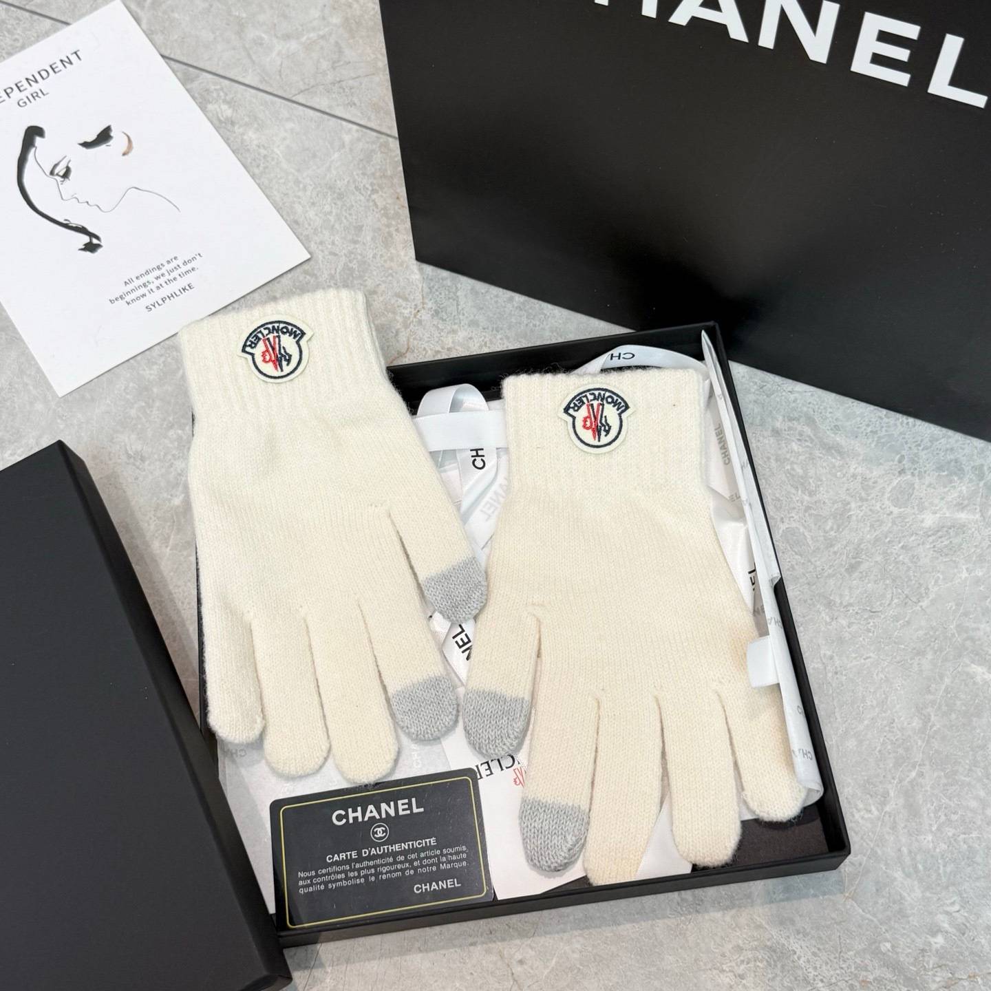 MONCLER モンクレール 手袋 ニット 防寒 保温 スマホ対応 グローブ 秋冬 ギフト グレー ホワイト - 画像 4