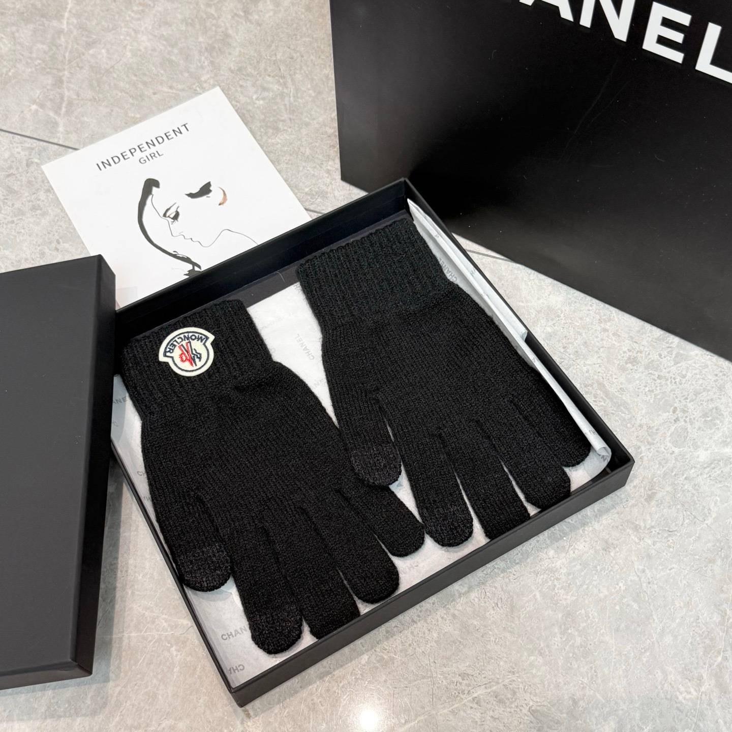 MONCLER モンクレール 手袋 ニット 防寒 保温 スマホ対応 グローブ 秋冬 ギフト グレー ホワイト - 画像 5