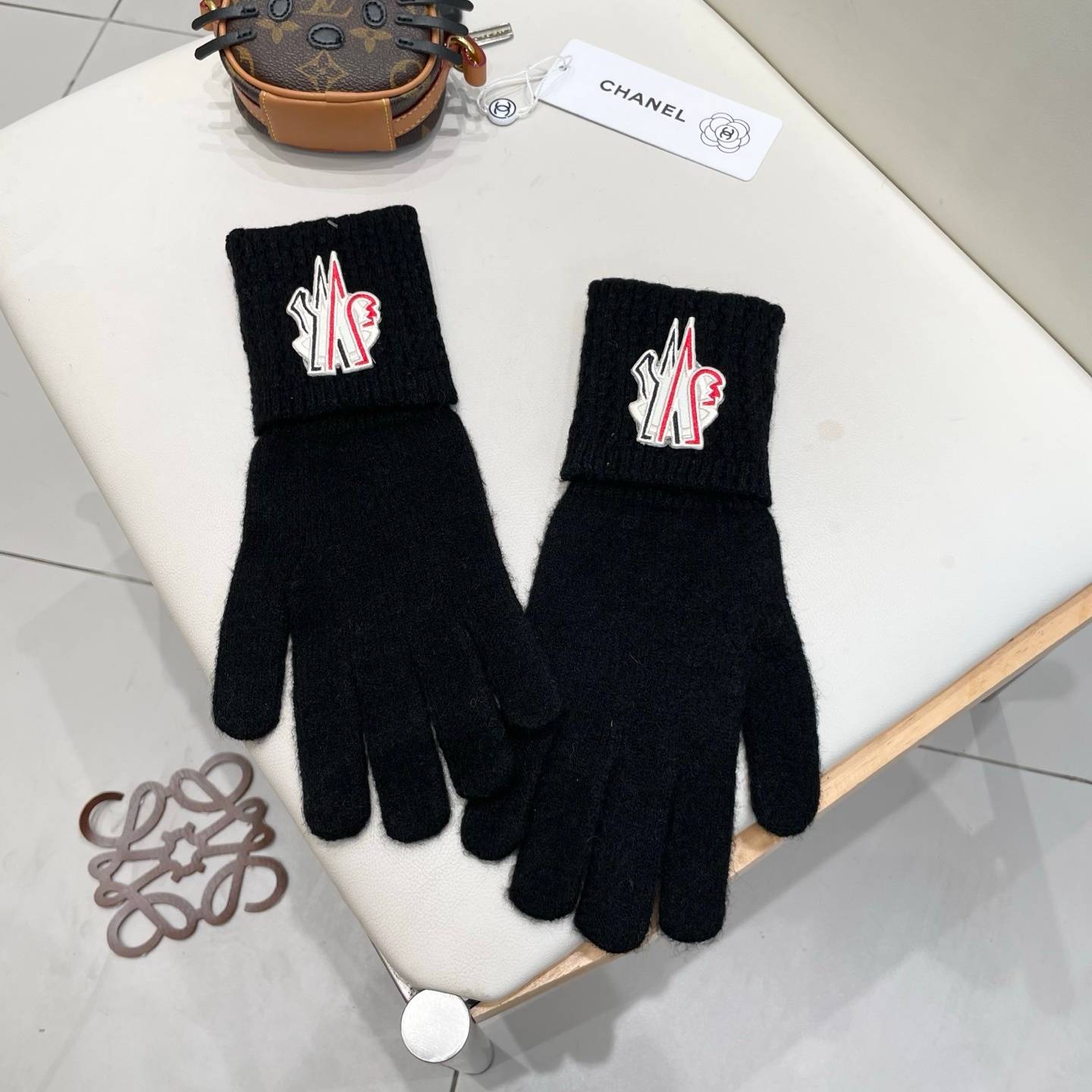 CHANEL シャネル レディース 手袋 カシミヤ混 スマホ対応 防寒 おしゃれ ホワイト - 画像 5