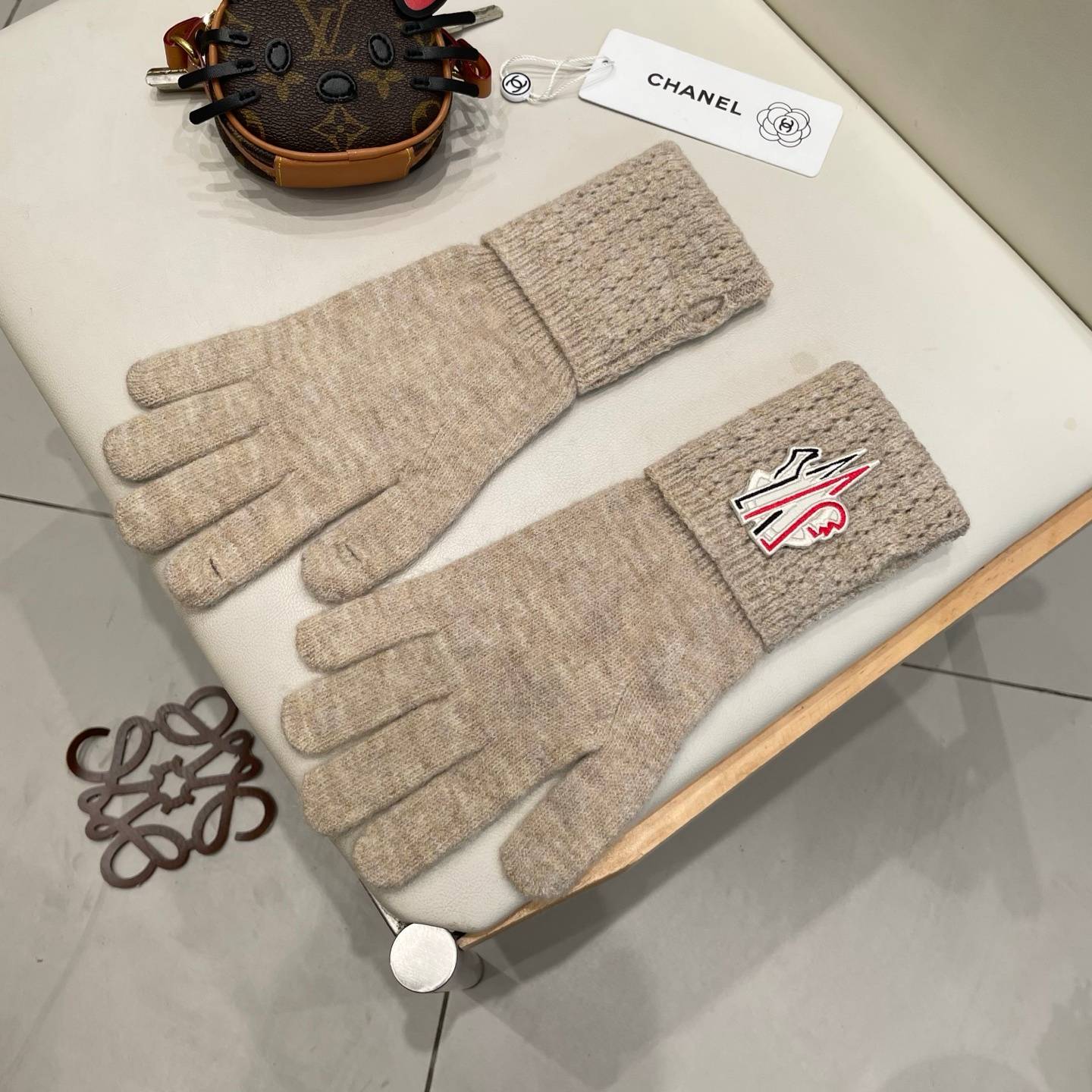 CHANEL シャネル レディース 手袋 カシミヤ混 スマホ対応 防寒 おしゃれ ホワイト - 画像 7
