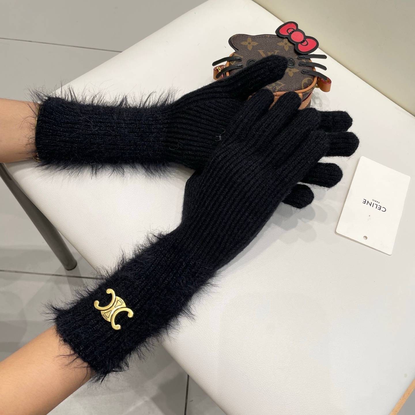 Celine セリーヌ レディース手袋 ニットファー 防寒 スマホ対応 通勤 上品 ベージュ - 画像 6