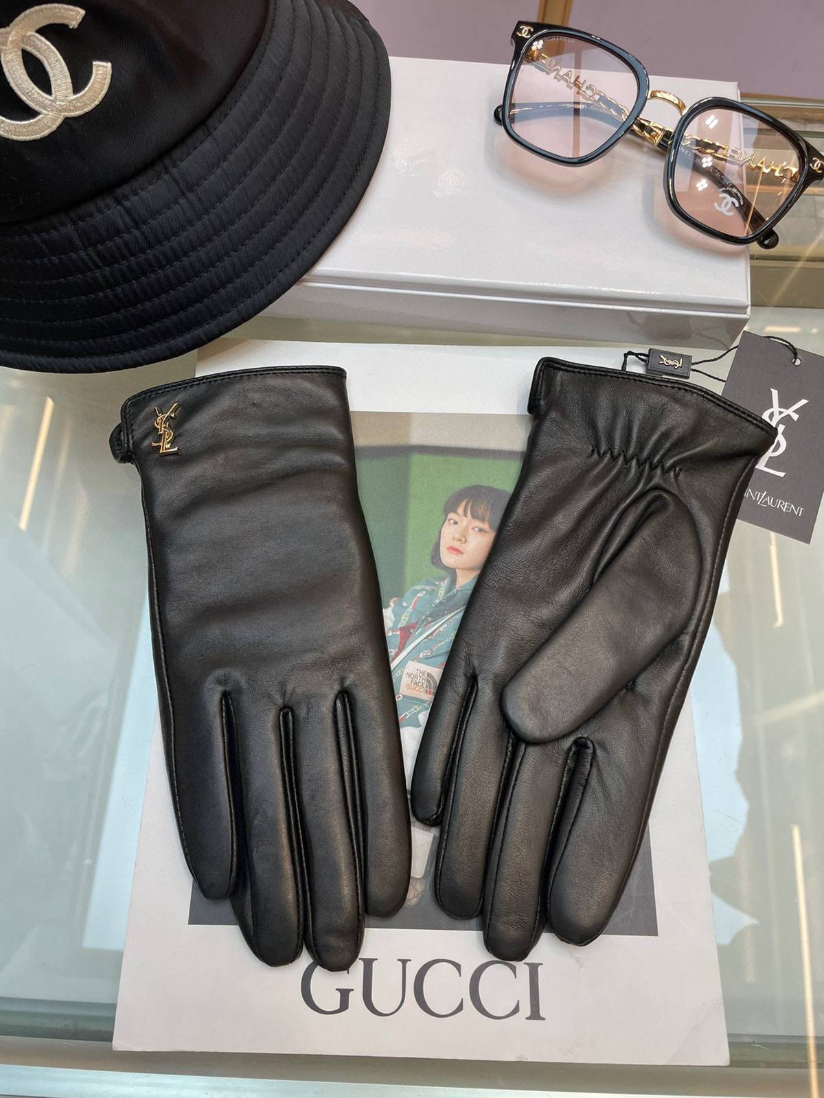 Saint Laurent サンローラン 革手袋 レザー手袋 本革 防寒 おしゃれ 通勤 ブラック - 画像 15
