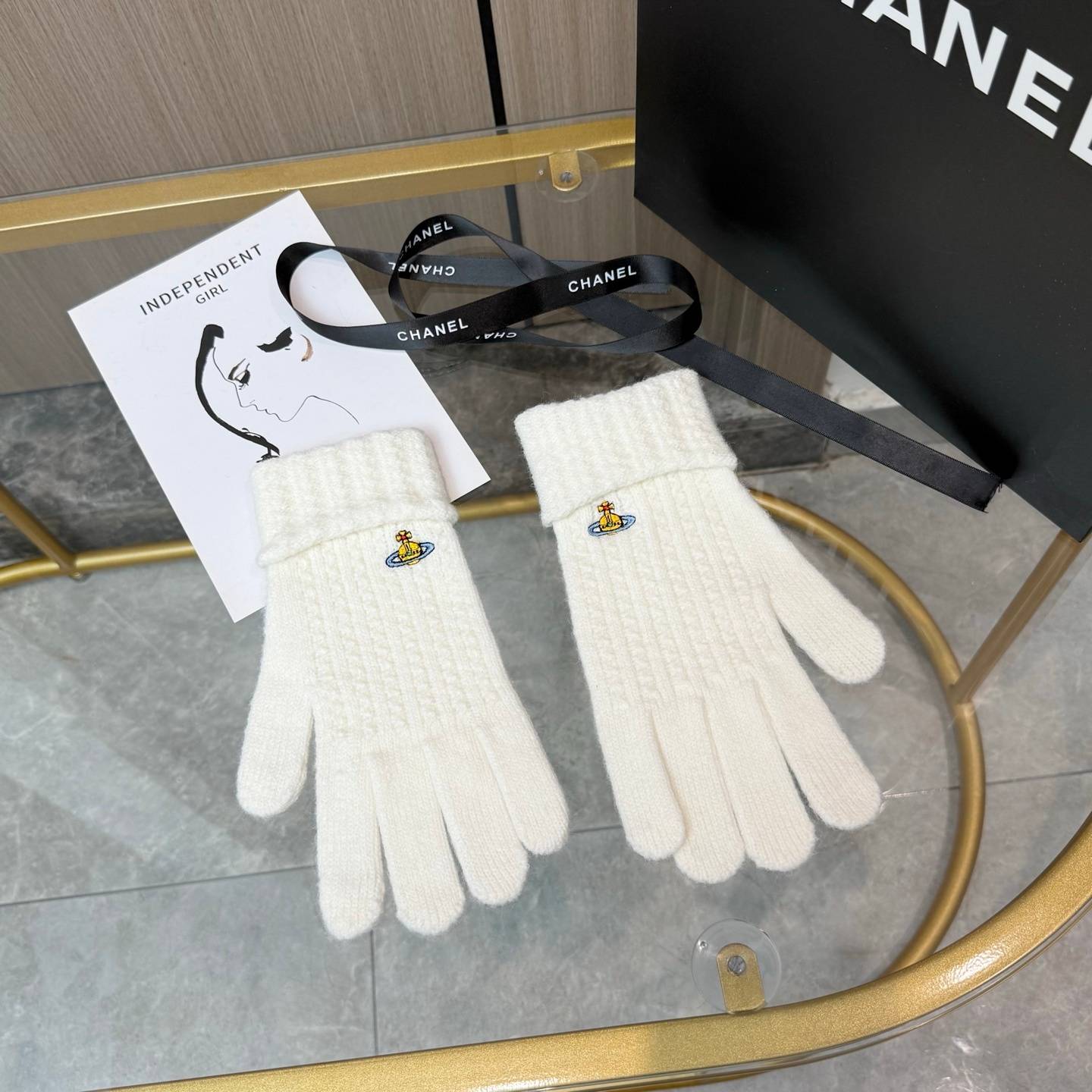 Vivienne Westwood ヴィヴィアン ウエストウッド ニット手袋 防寒 通勤 おしゃれ 2色 ホワイト グレー - 画像 11